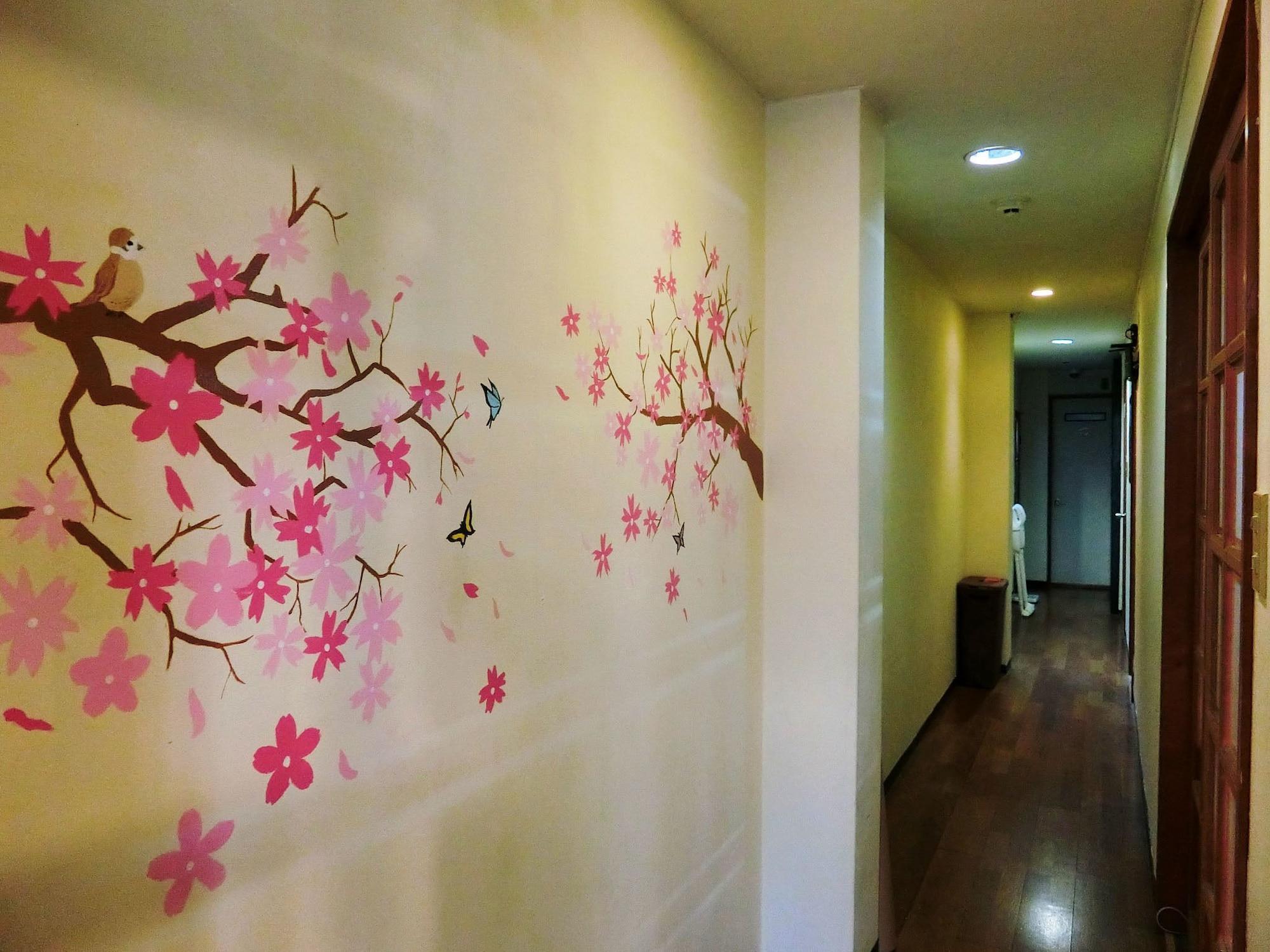 Vista Exterior Peace House Sakura