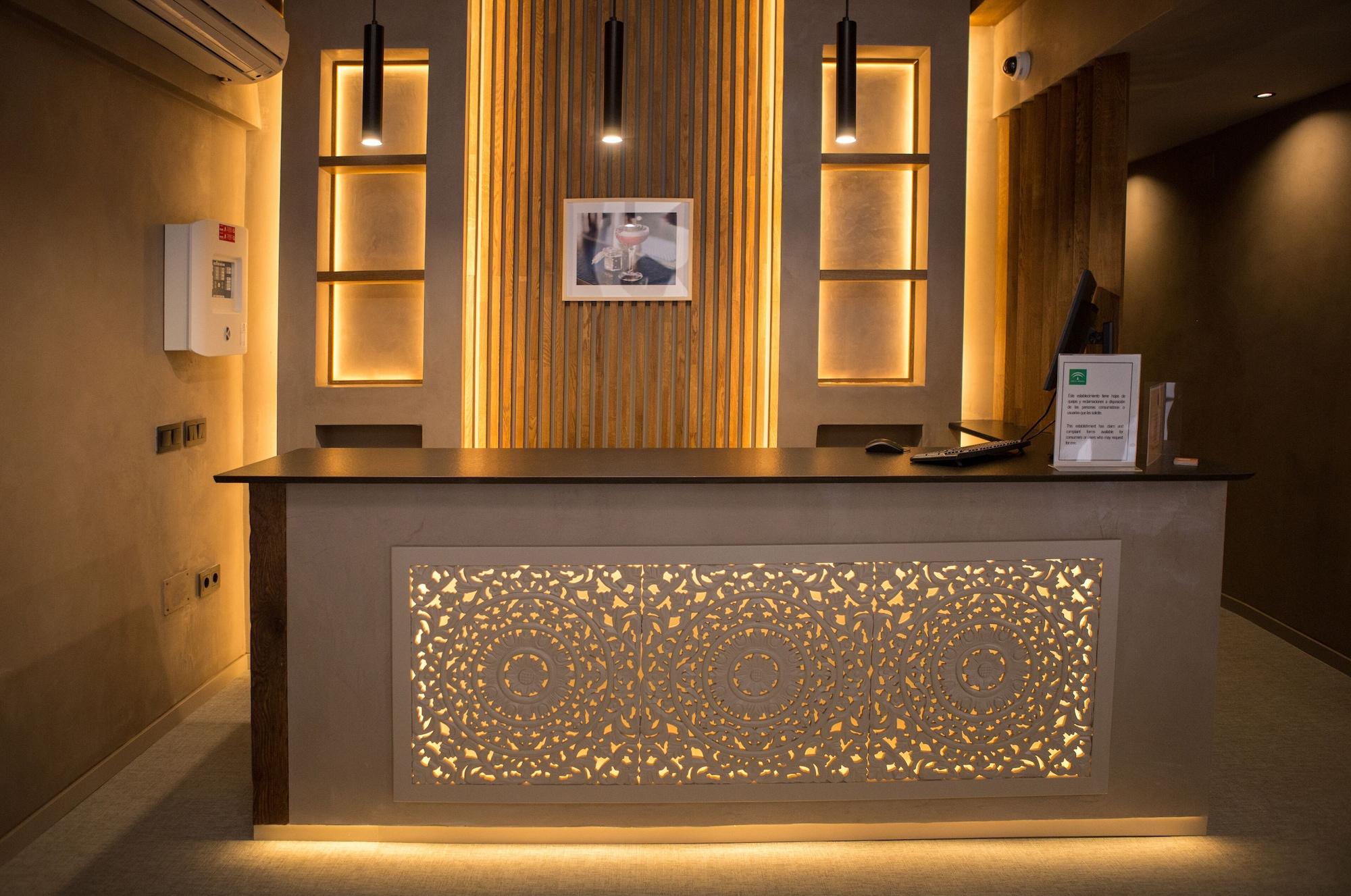 Vista Lobby Apartamentos Málaga Premium - Calle San Telmo Thyssen Museum