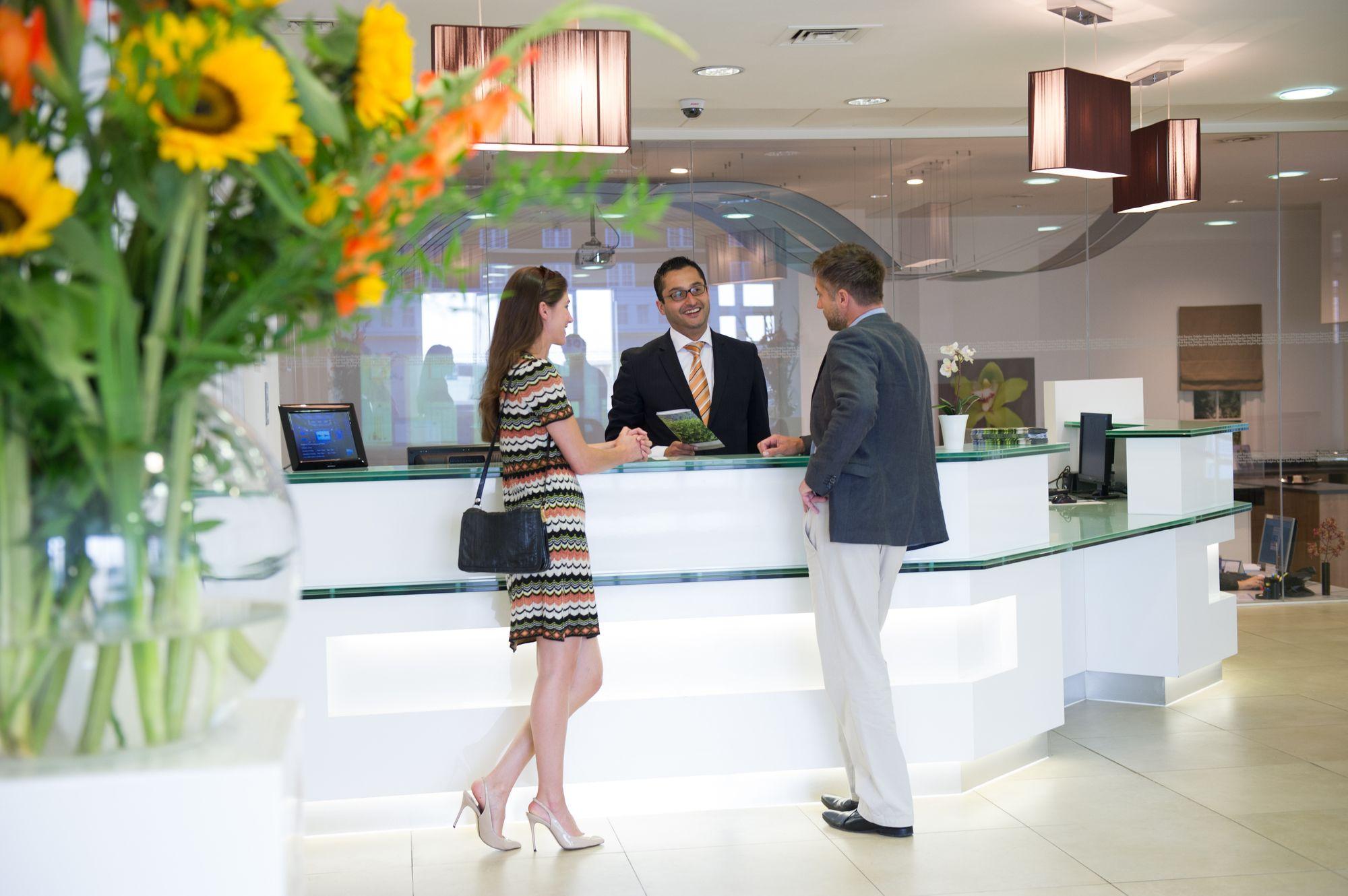 Vista Lobby Dolphin House Serviced Apartments