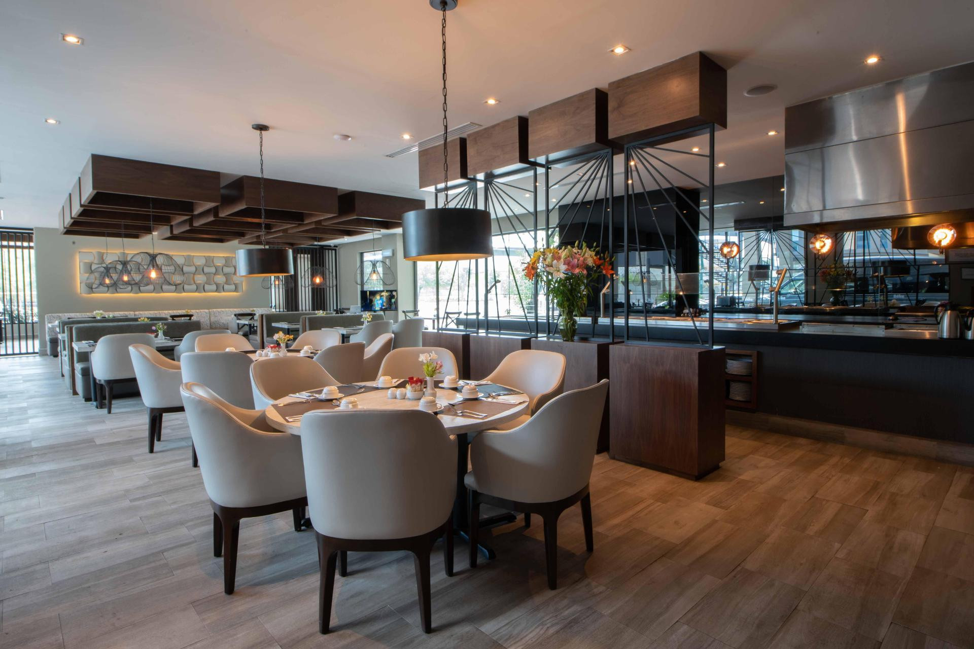 Restaurant Antaris Cintermex