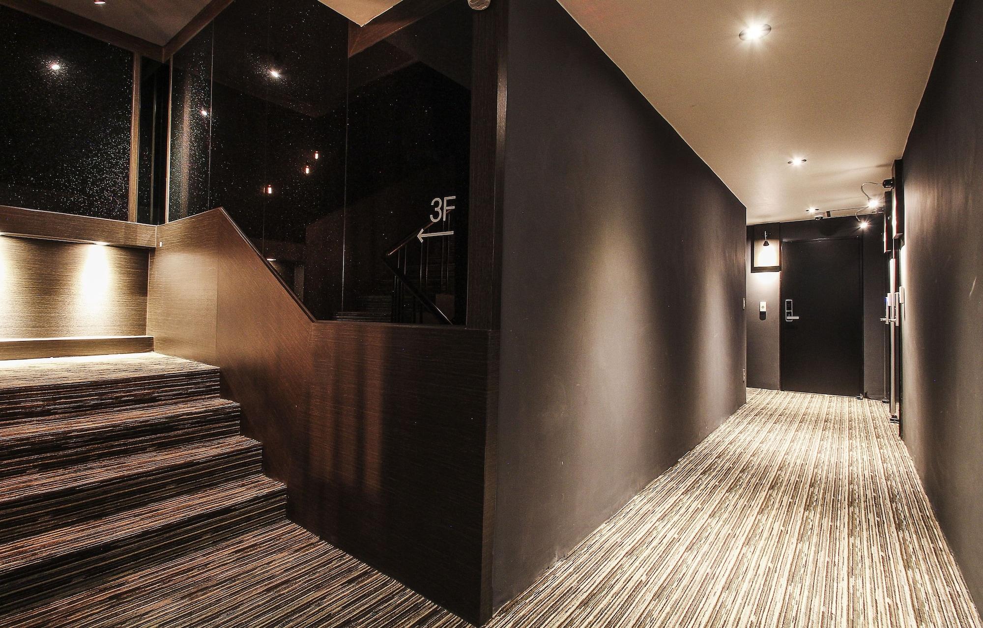 Varios Blanc Hotel Gangnam