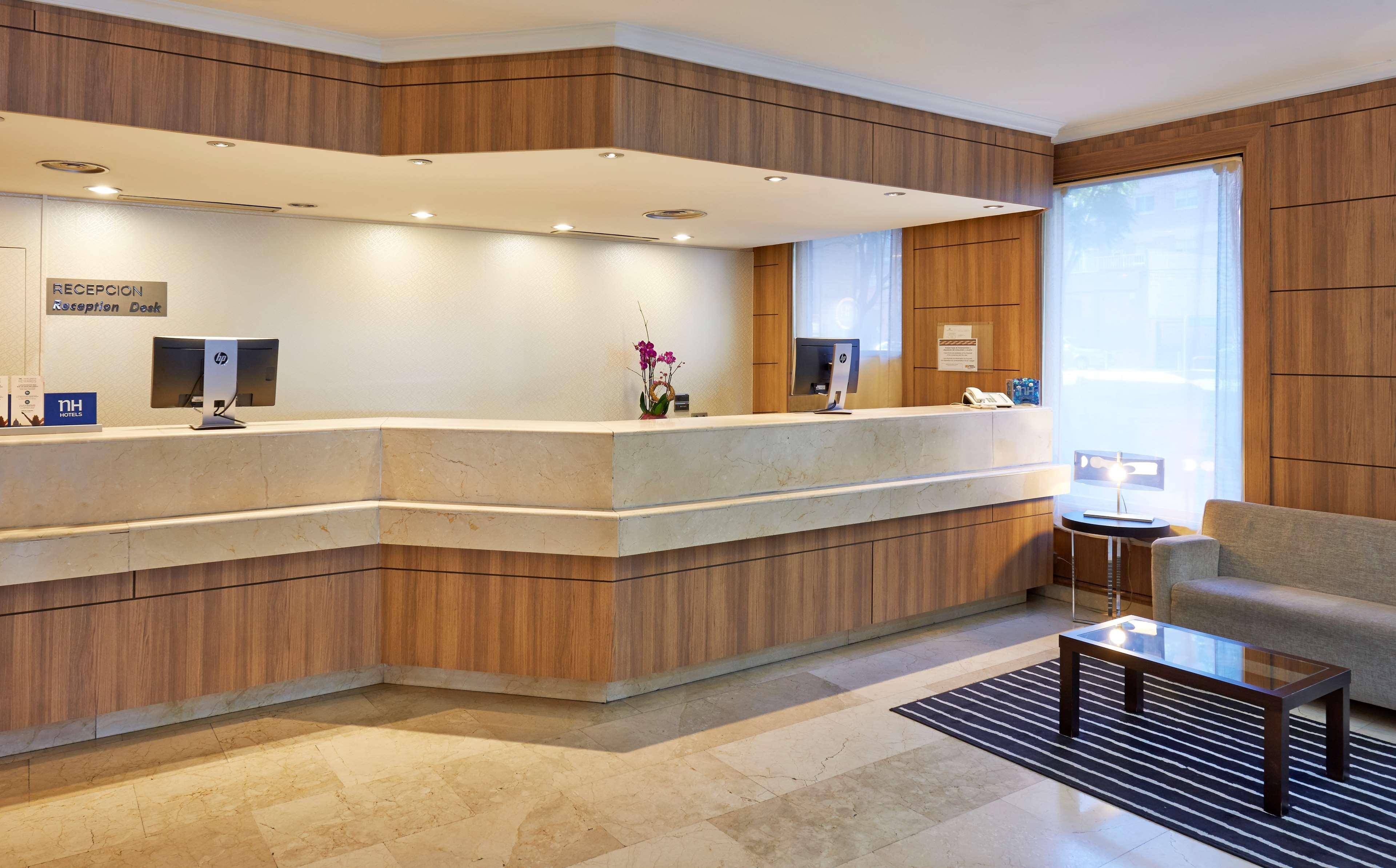 Vista Lobby NH Sport