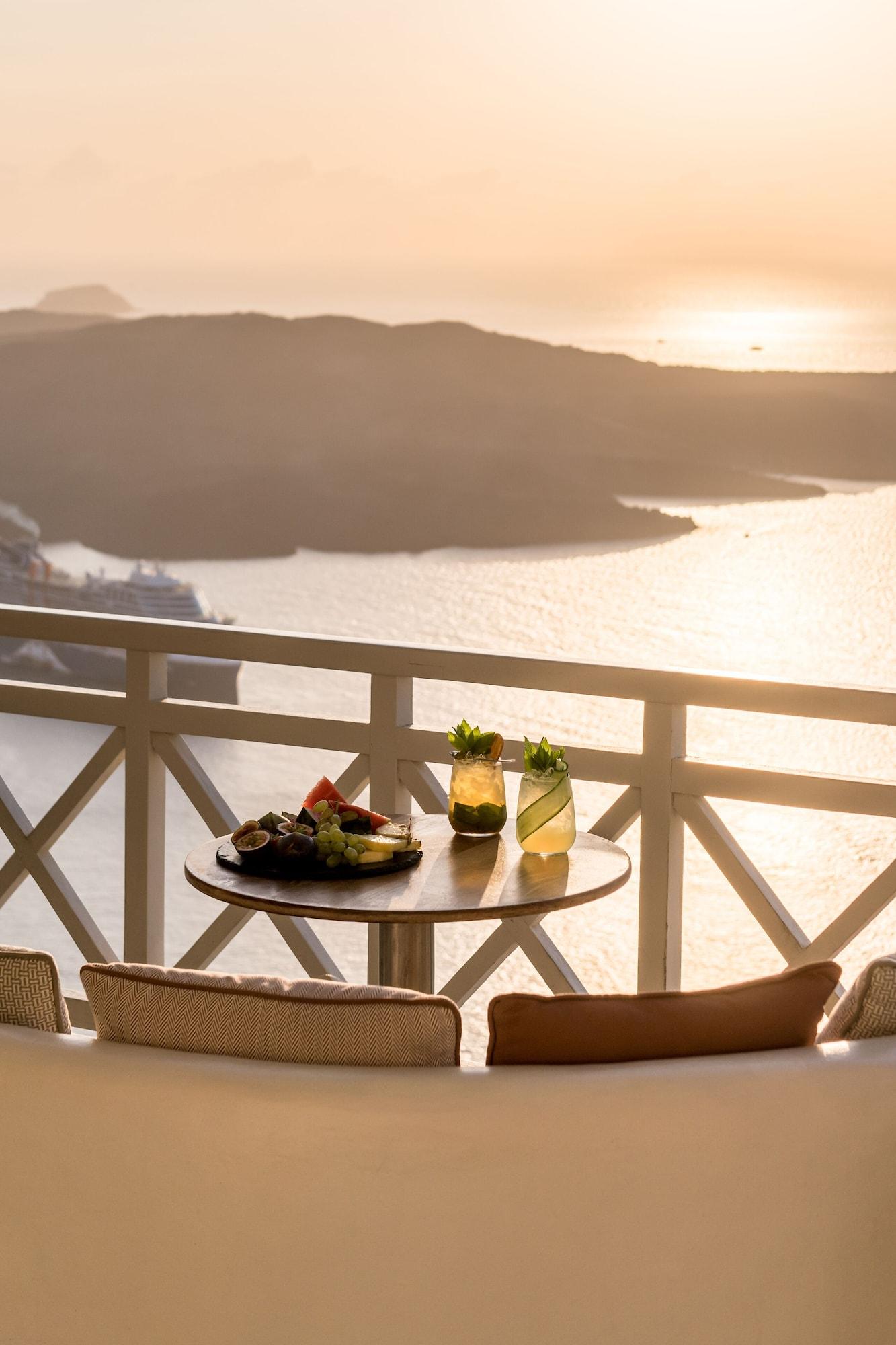 Bar/Salón Enigma Suites