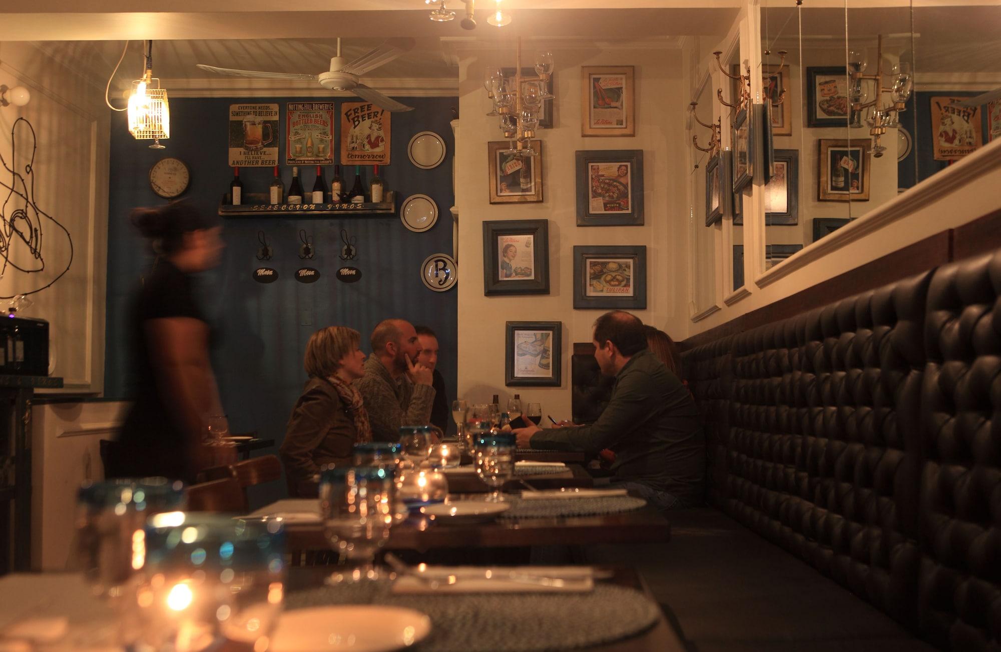 Varios Hostal de la Barra - Hostel