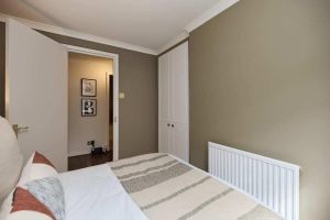 Alquiler Vacacional - The Brompton Park Escape Bright 2bdr Flat With Patio Access