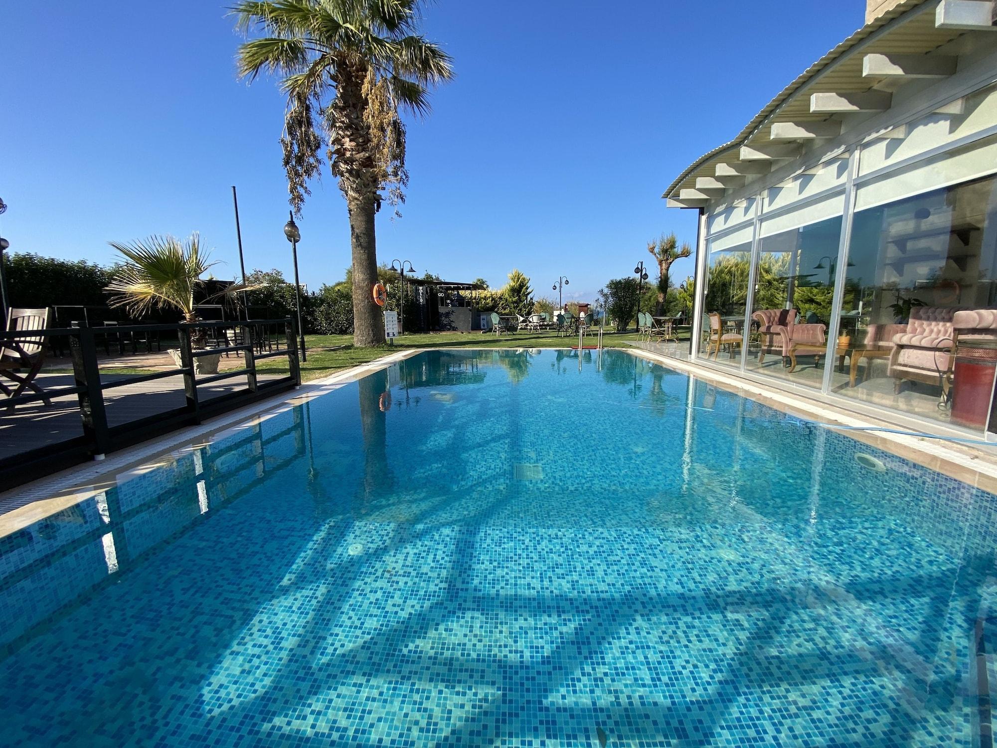 Vista Piscina Rooms Smart Luxury Hotel & Beach