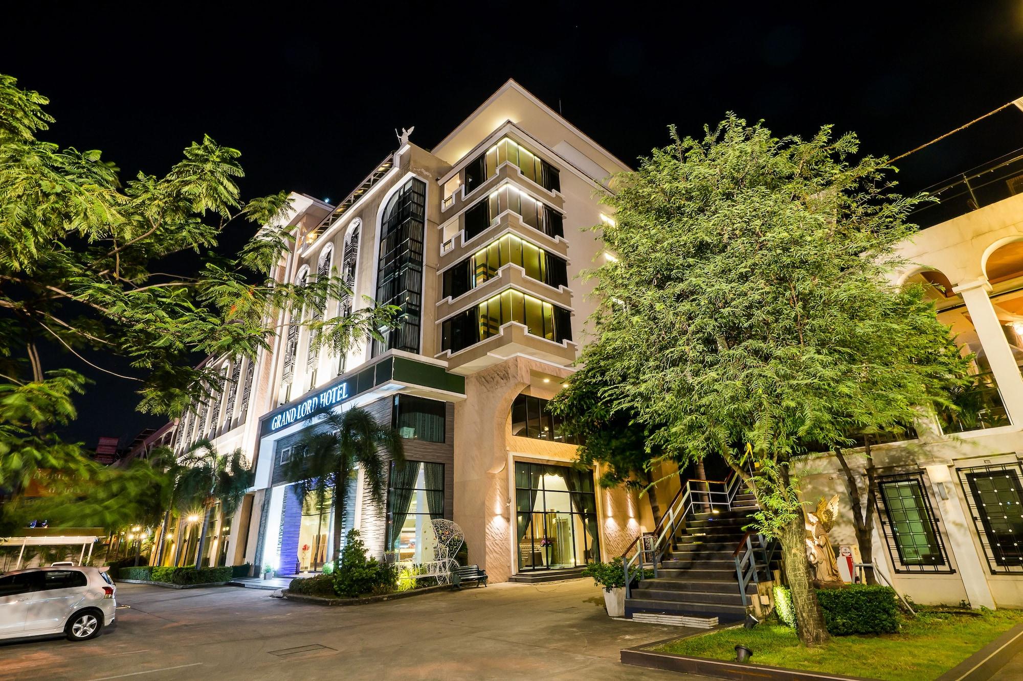 Vista Exterior Grand lord Boutique Hotel