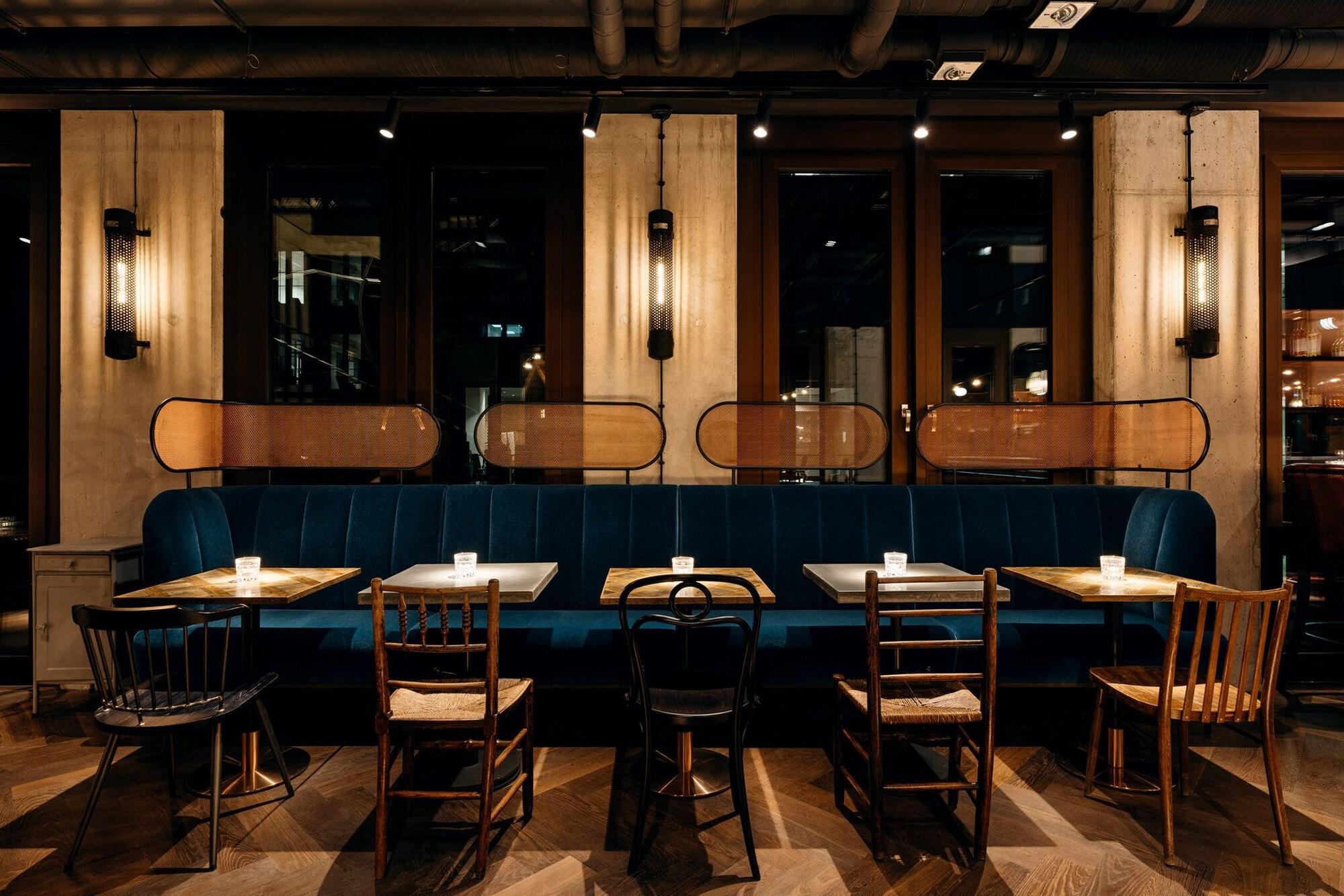 Restaurant Ruby Louise Hotel Frankfurt by IHG