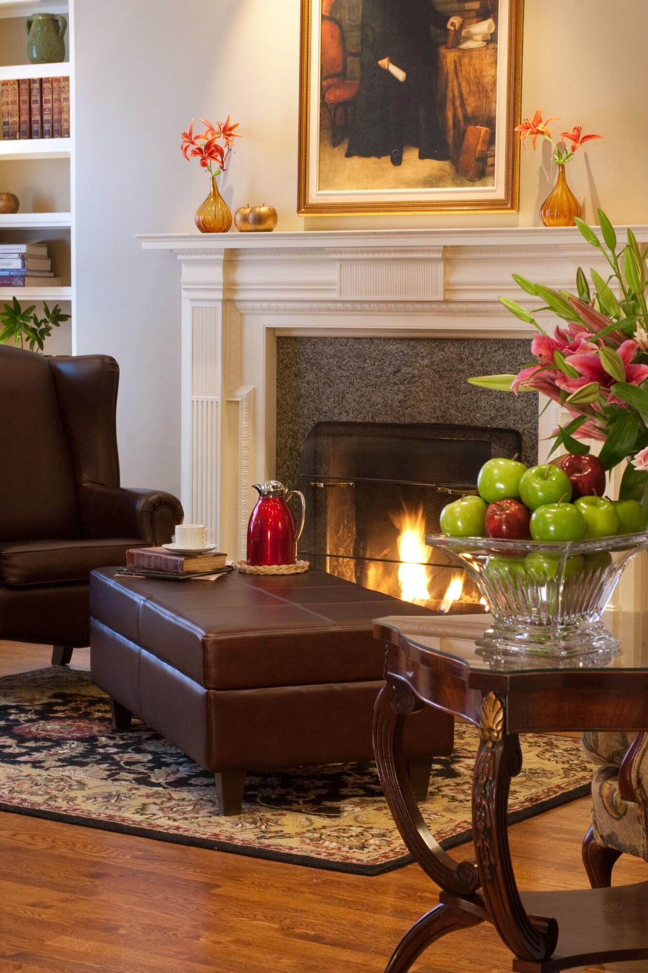 Vista Lobby The Halliburton