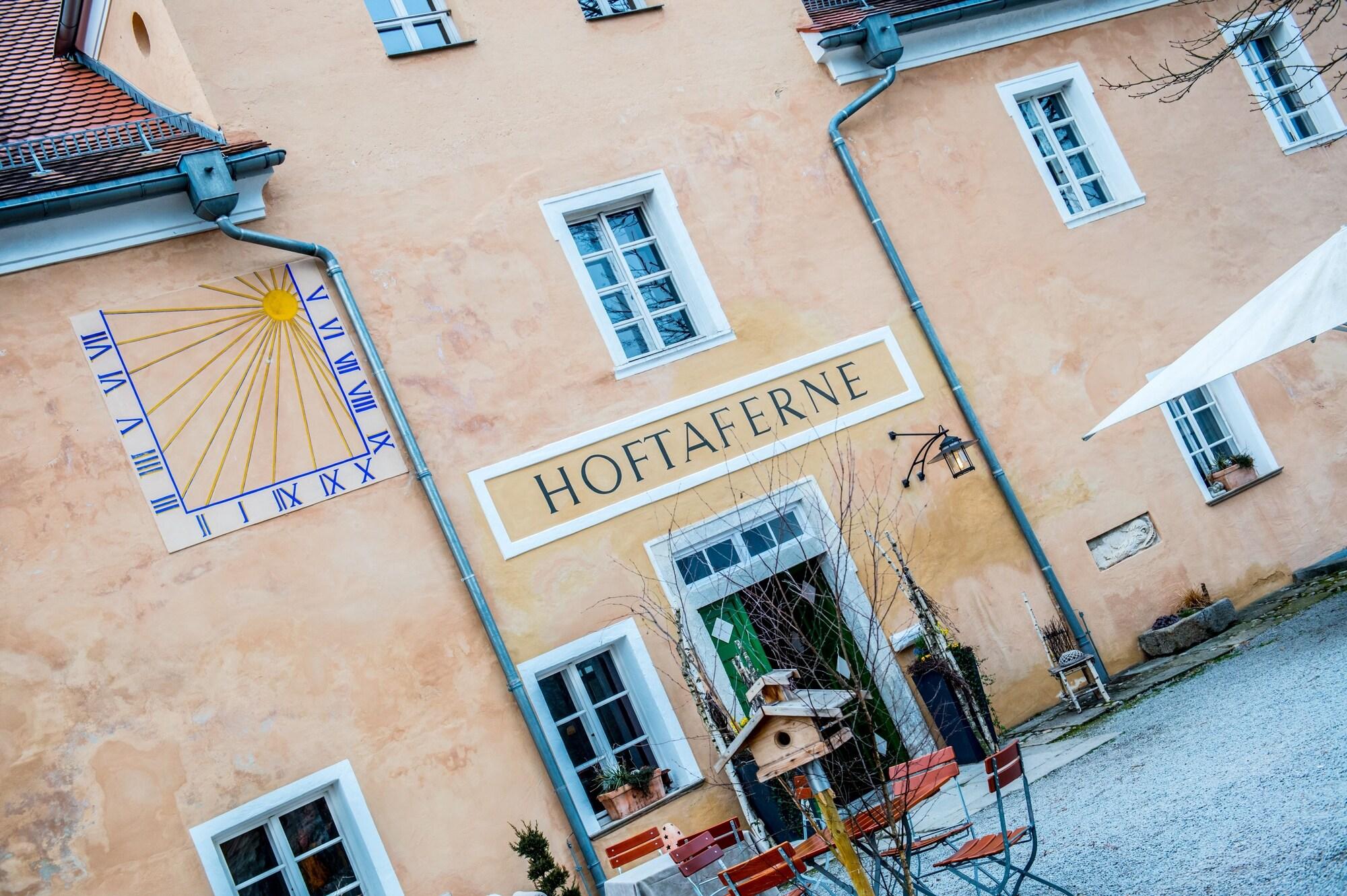 Varios Hoftaferne Neuburg