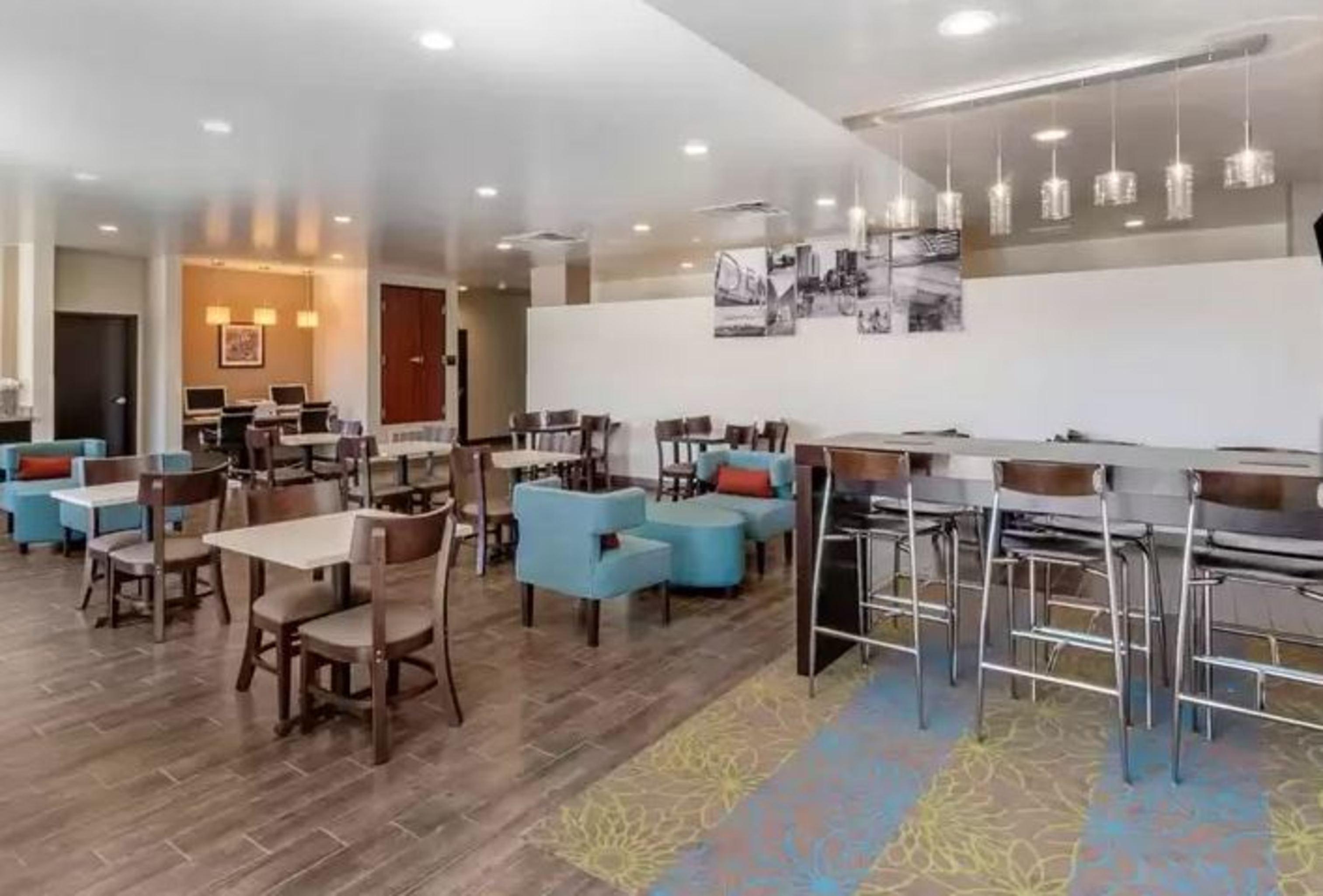 Restaurant MainStay Suites Denver International Airport