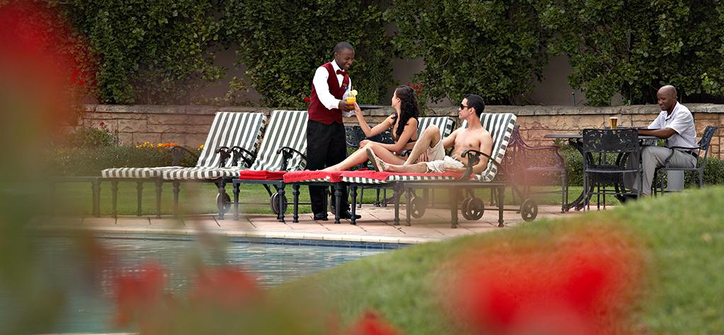 Vista Lobby Peermont Walmont at Graceland