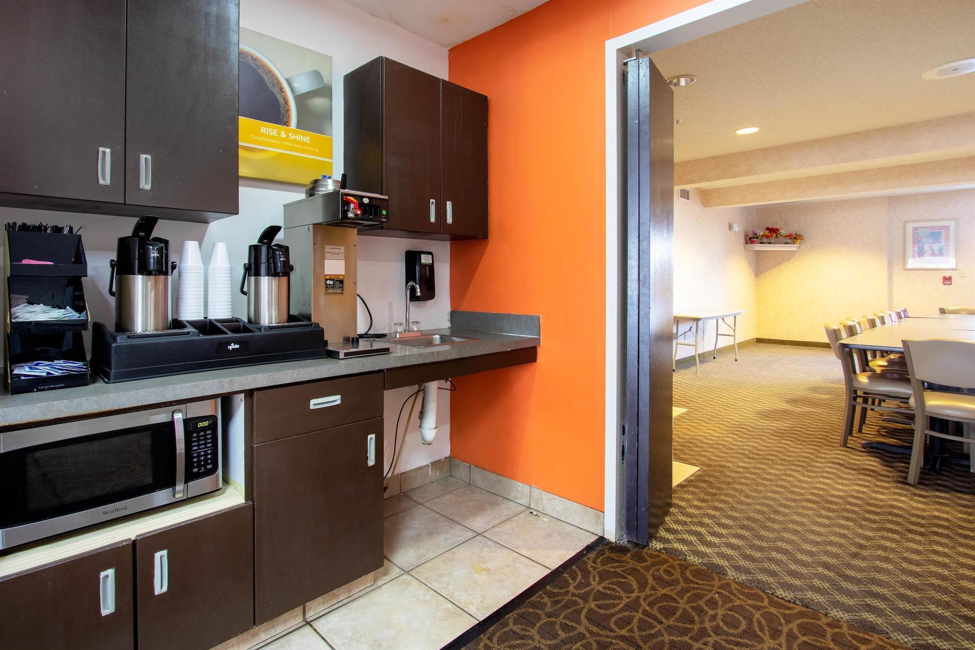 Restaurant Motel 6 El Paso, TX - Southeast