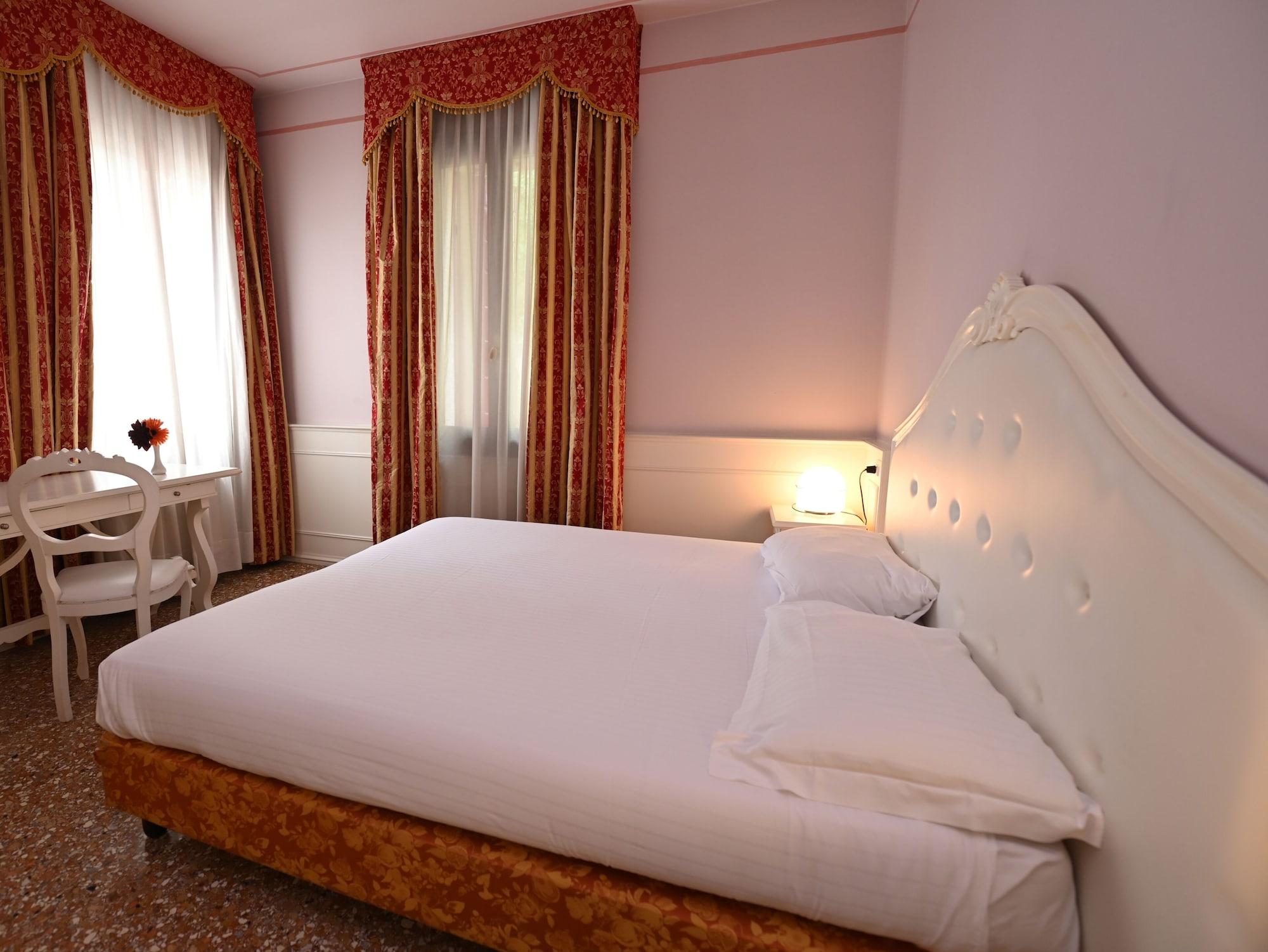 Habitación Hotel Villa Patriarca