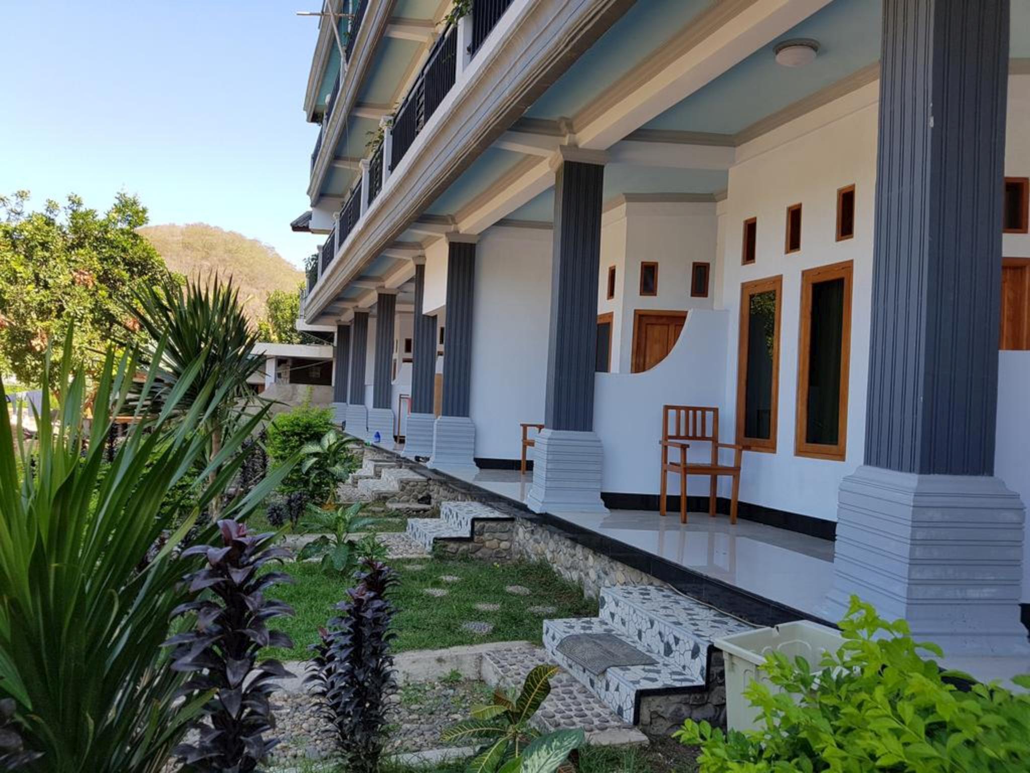 Vista Exterior Kasuwari Hotel