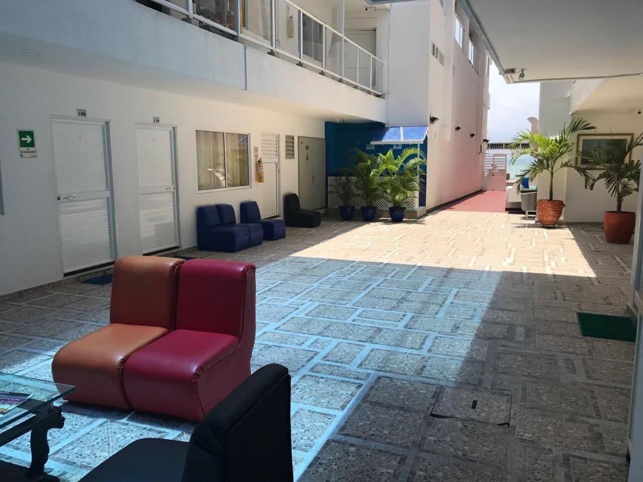 Comodidades del Alojamiento Hotel Caribbean Island Piso 1