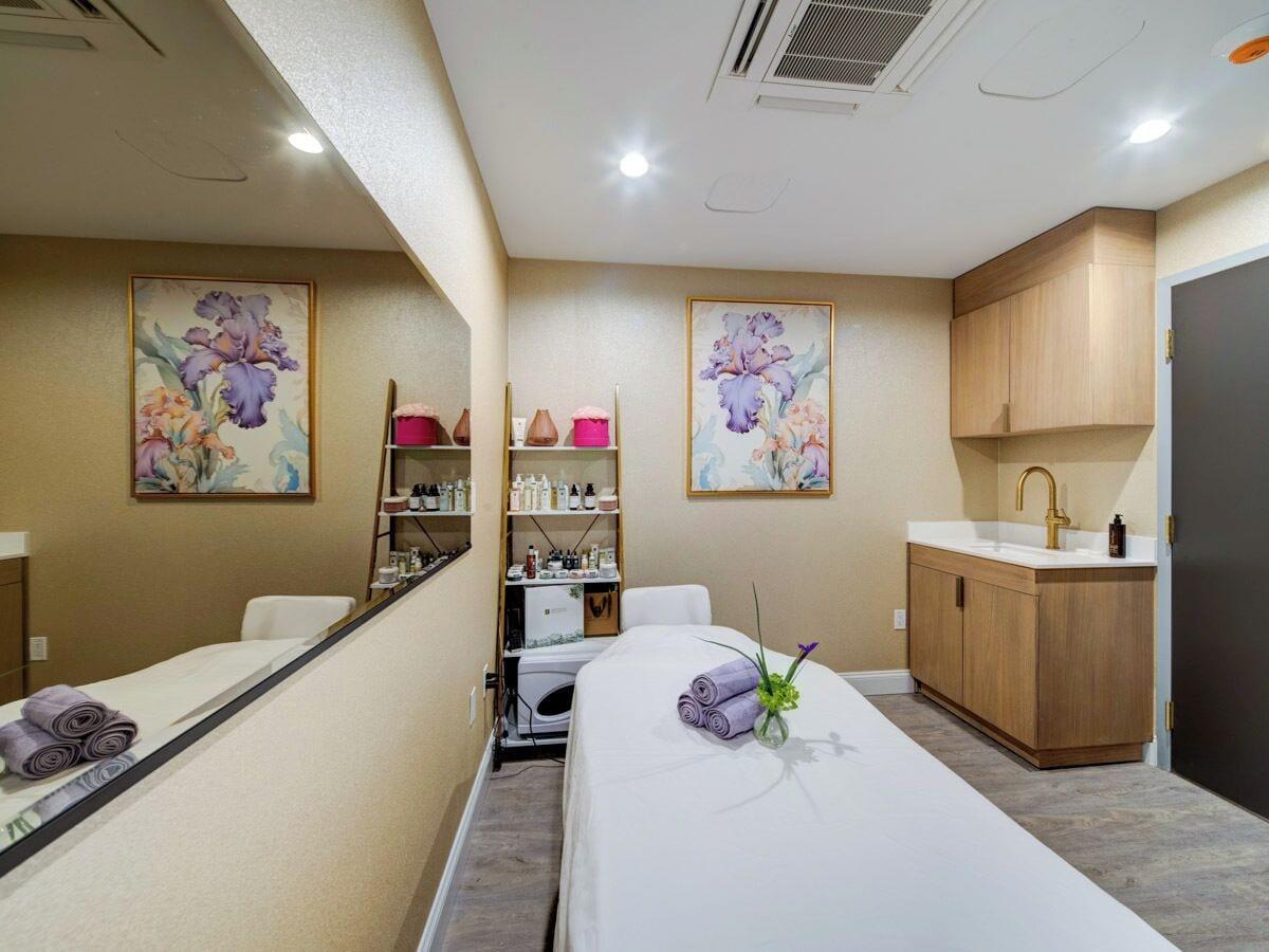 Spa Iris Hotel Boston