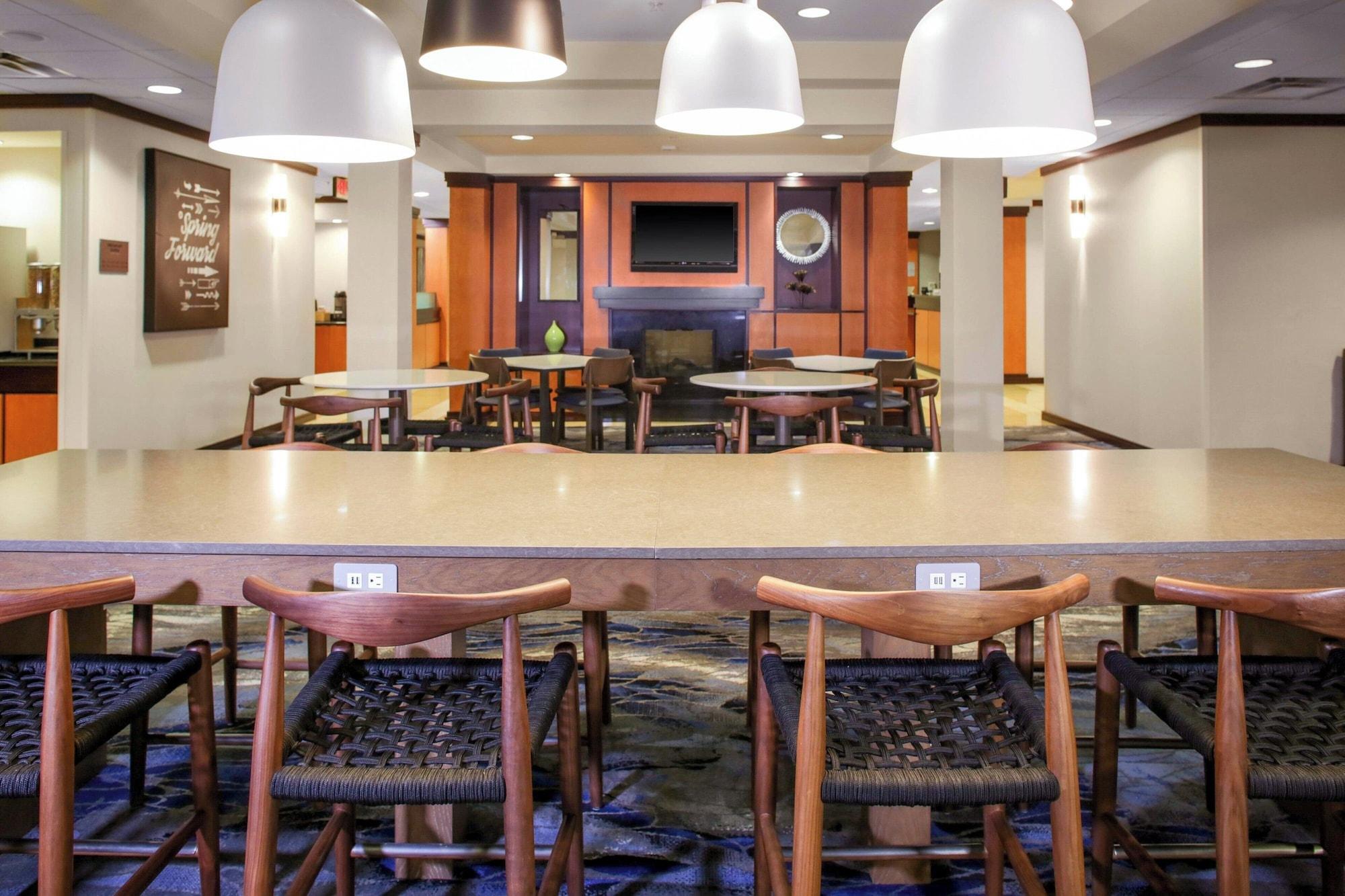 Restaurant Fairfield Inn & Suites Milledgeville