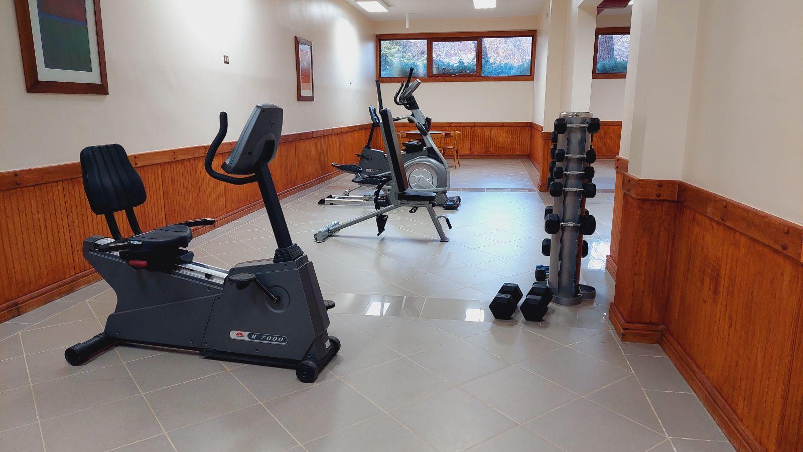 Gimnasio Hotel y Cabañas Llanuras de Diana- Caja Los Andes