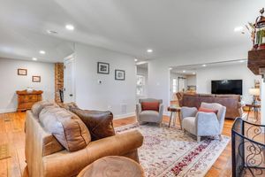 Alquiler Vacacional - Historic Jefferson Farmhouse - Hike, Bike & Raft!