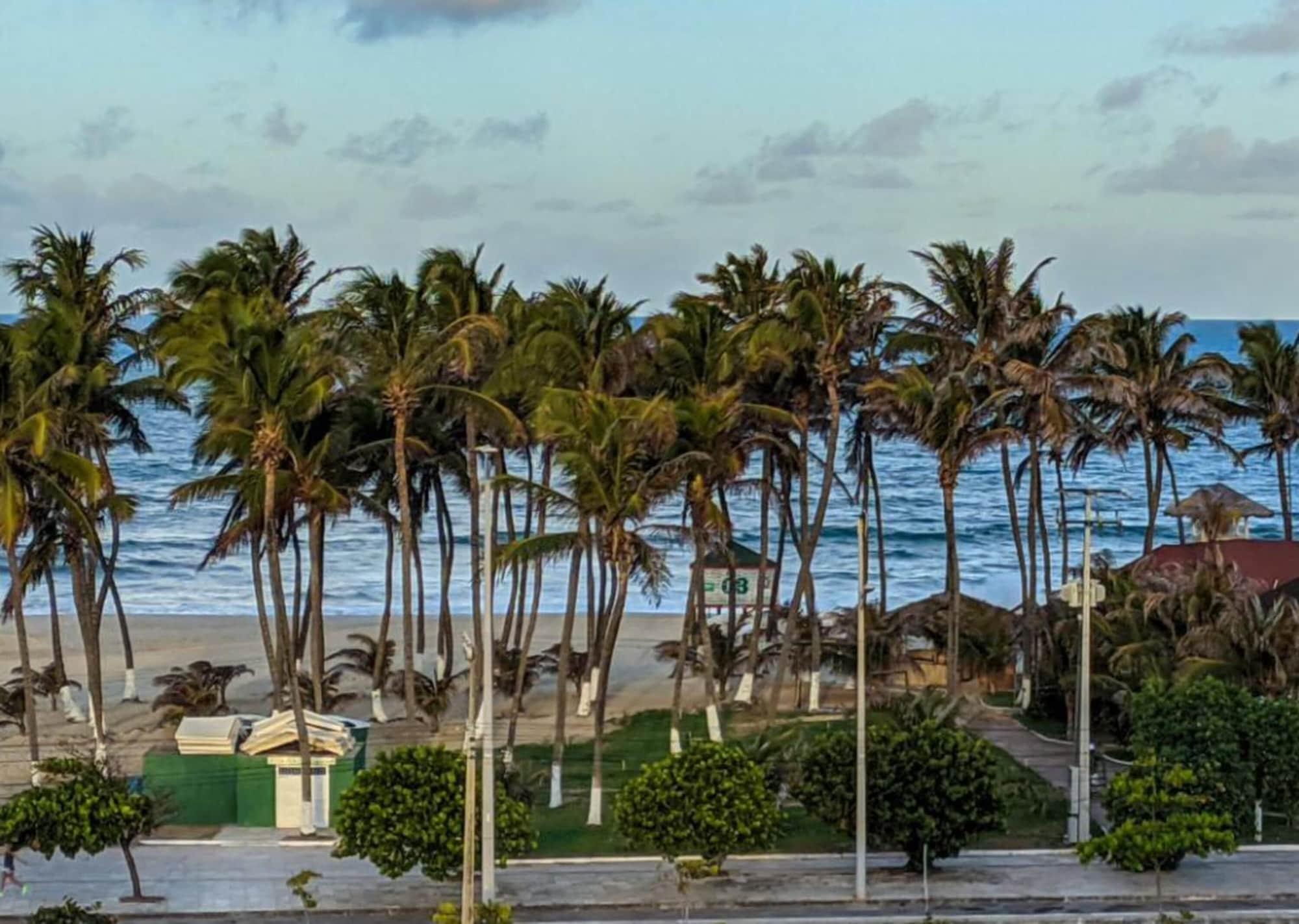 Playa Golden Beach Hotel