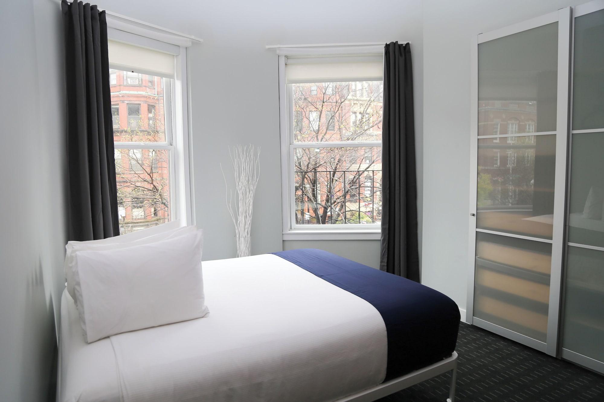 Habitación Maverick Suites at 245 Newbury St