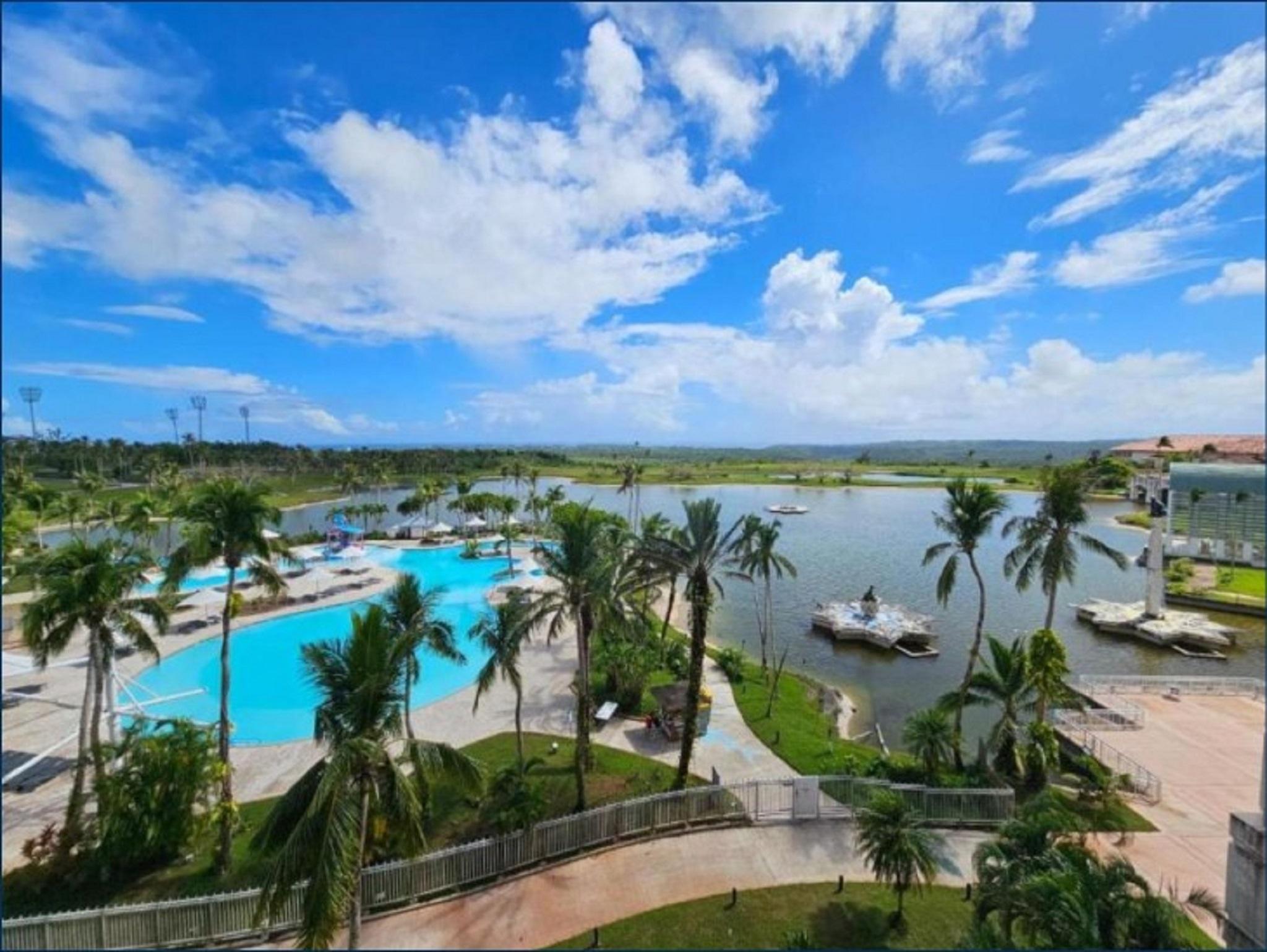 Vista Lobby Leopalace Resort Guam - Condo