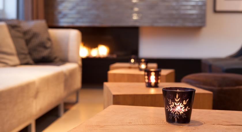 Bar/Salón Hotel Odinsve