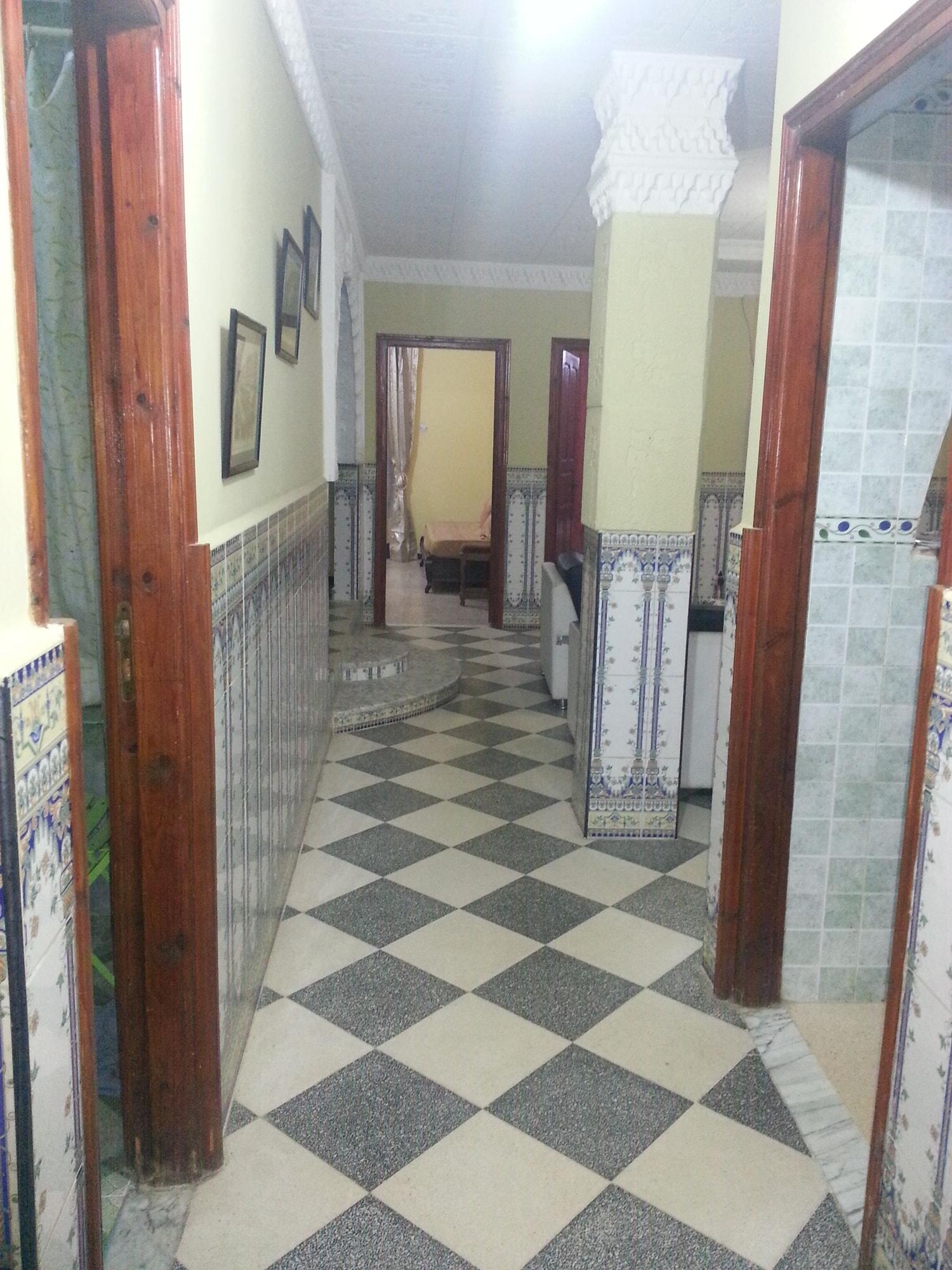 Varios Résidence El Schems