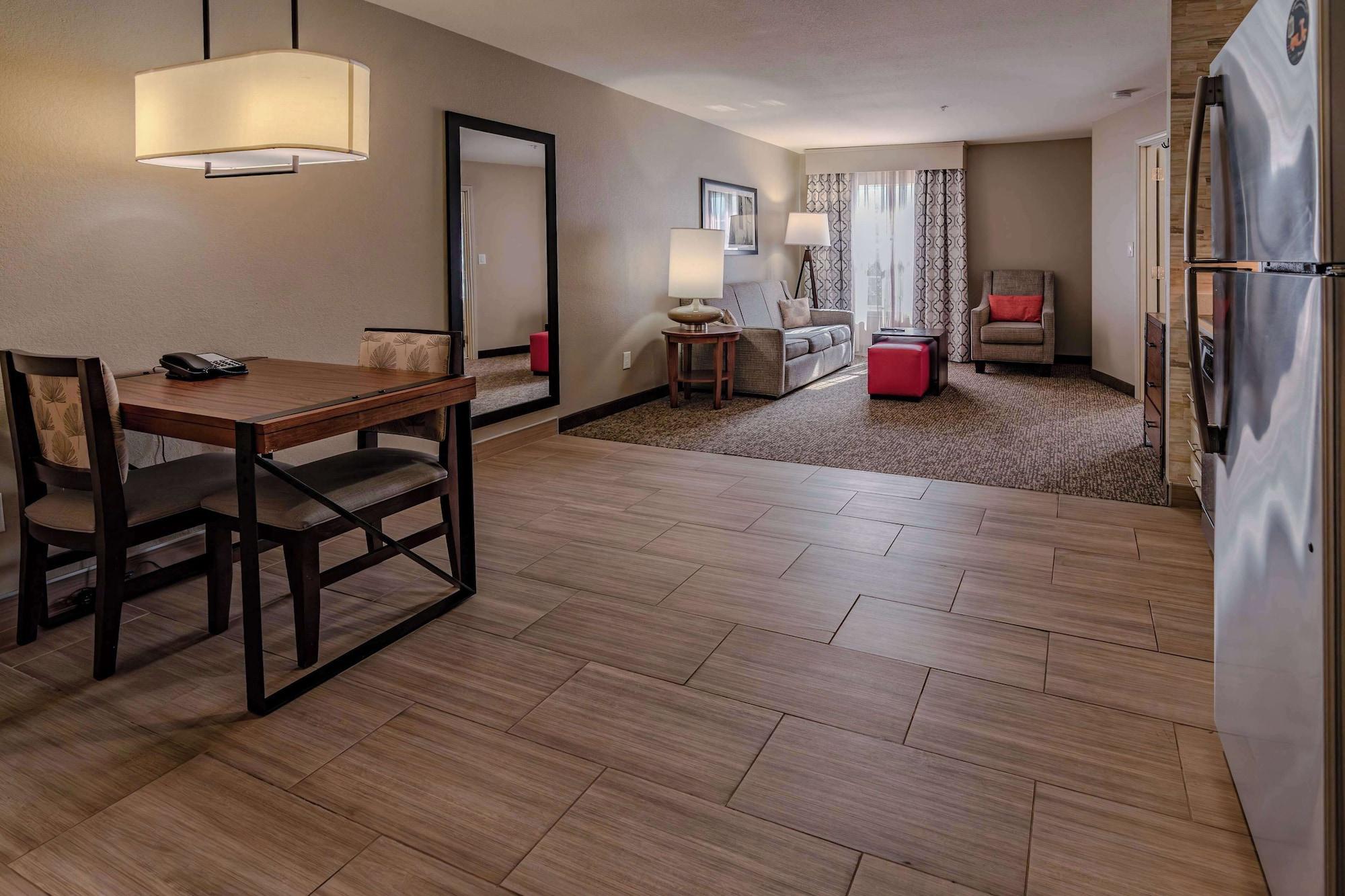 Habitación Homewood Suites by Hilton Ft. Worth-Bedford