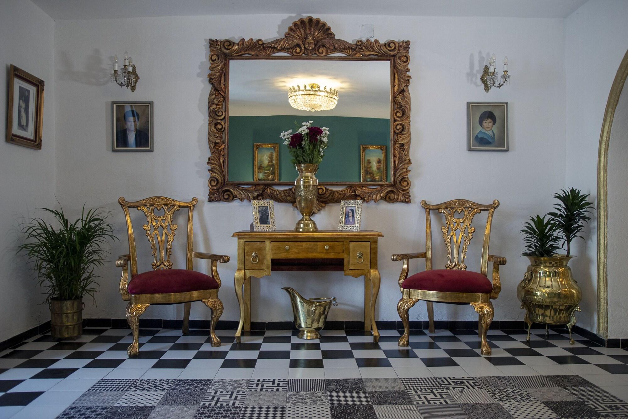Varios Casa Zepeda Hotel