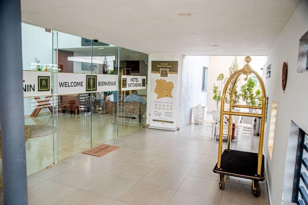 Vista Lobby HOTEL YATCHENIN YAMOUSSOKRO