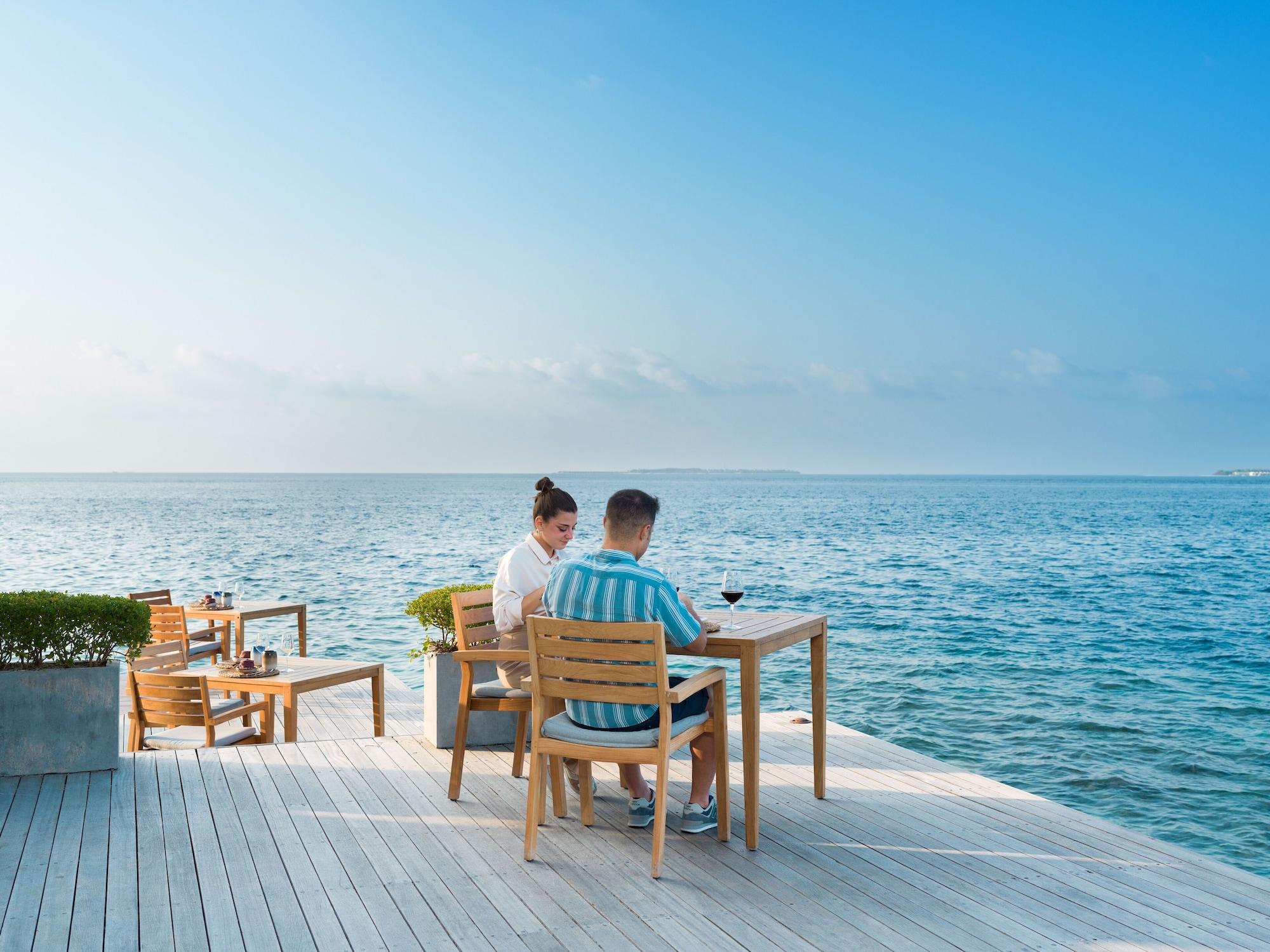 Restaurant Heritance Aarah - Premium All Inclusive - 40 Minutes away from Male by Seaplane