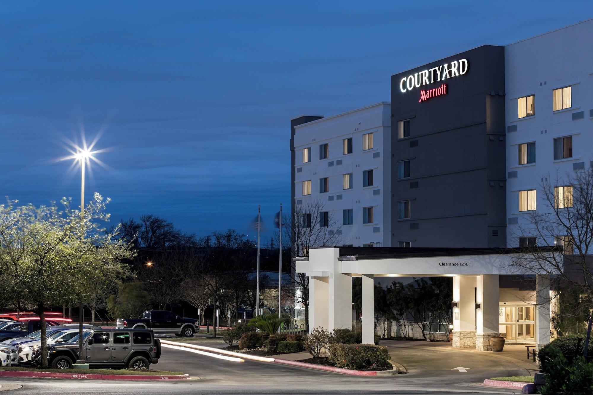 Vista Exterior Courtyard by Marriott Austin Parmer/Tech Ridge