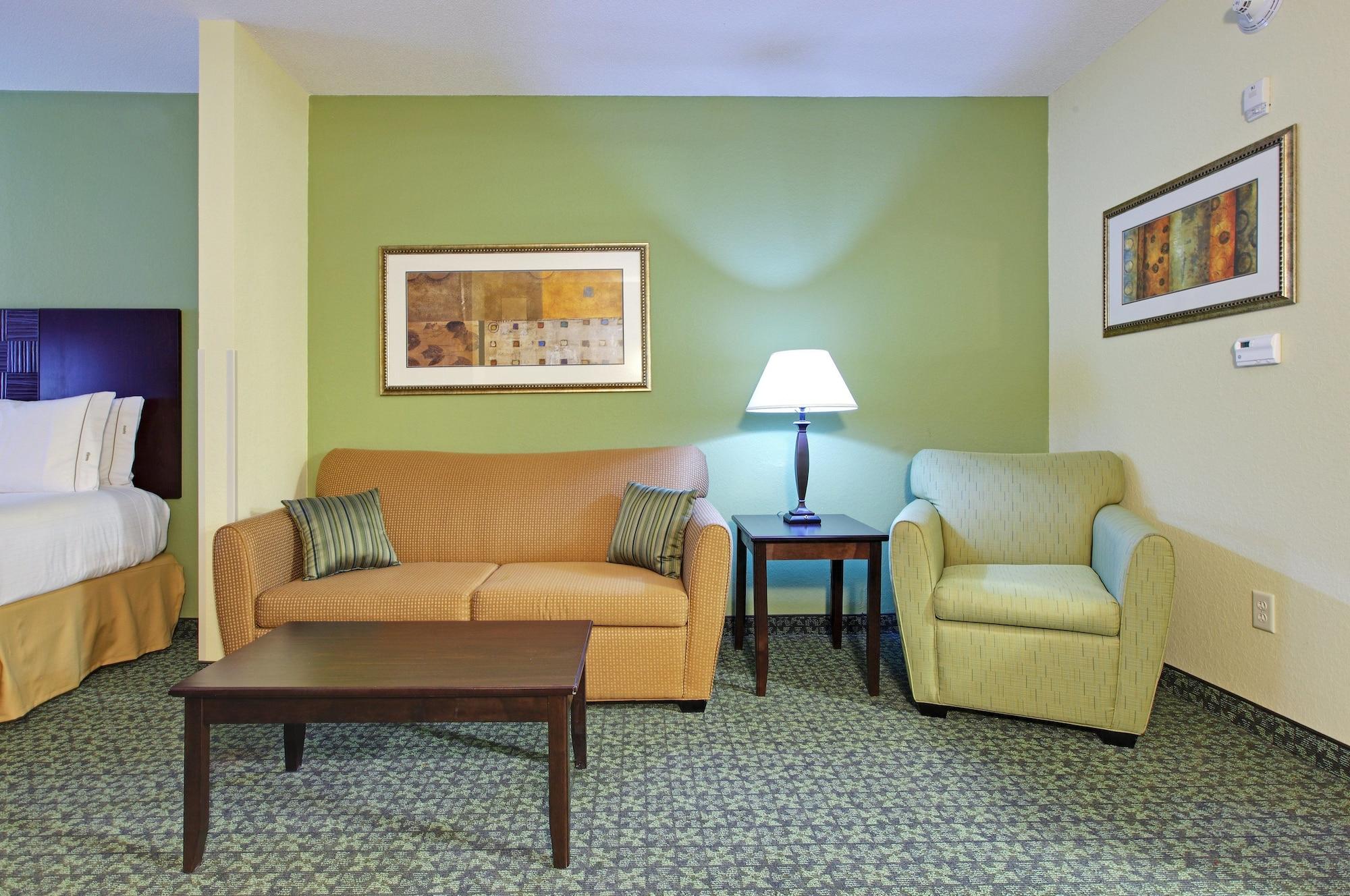 Habitación Holiday Inn Express & Suites Covington by IHG