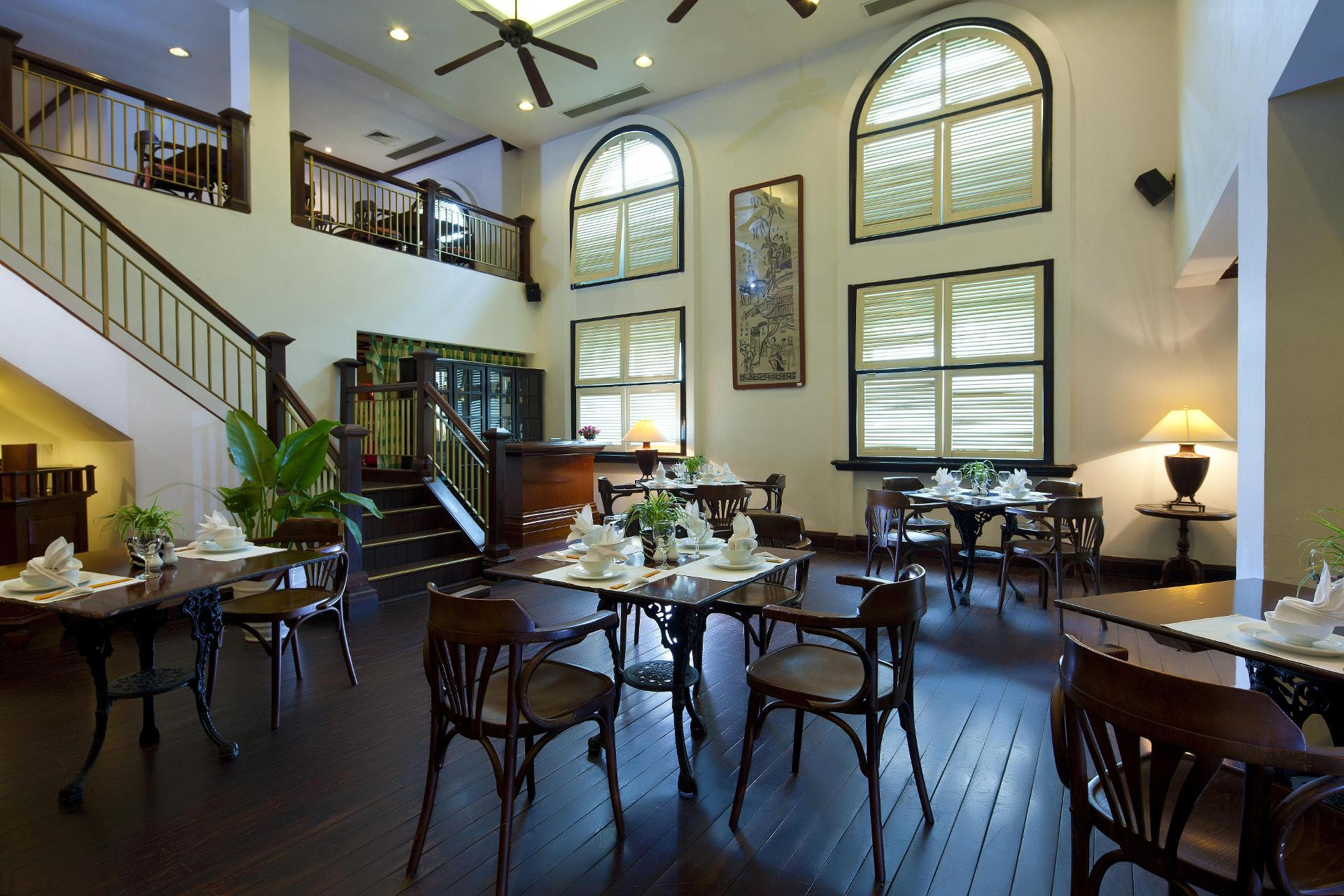 Restaurant Avani Hai Phong Harbour View Hotel