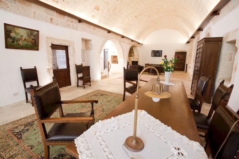 Vista Lobby Masseria Bosco & Masseria Strazzati