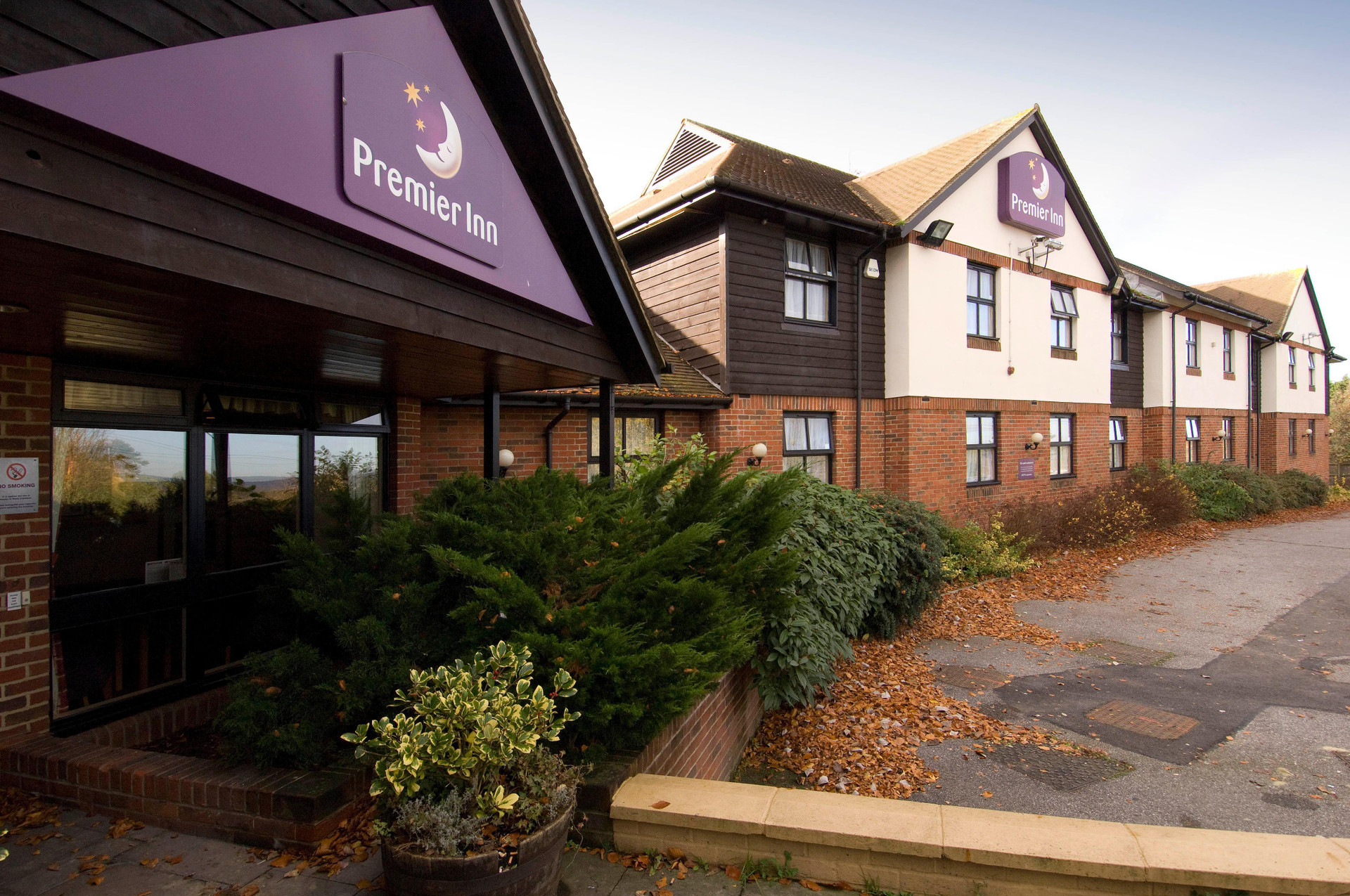 Vista Exterior Premier Inn Maidstone - Allington