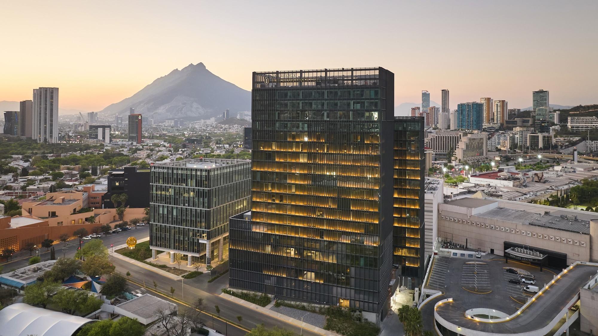 Vista Exterior InterContinental Presidente Monterrey by IHG