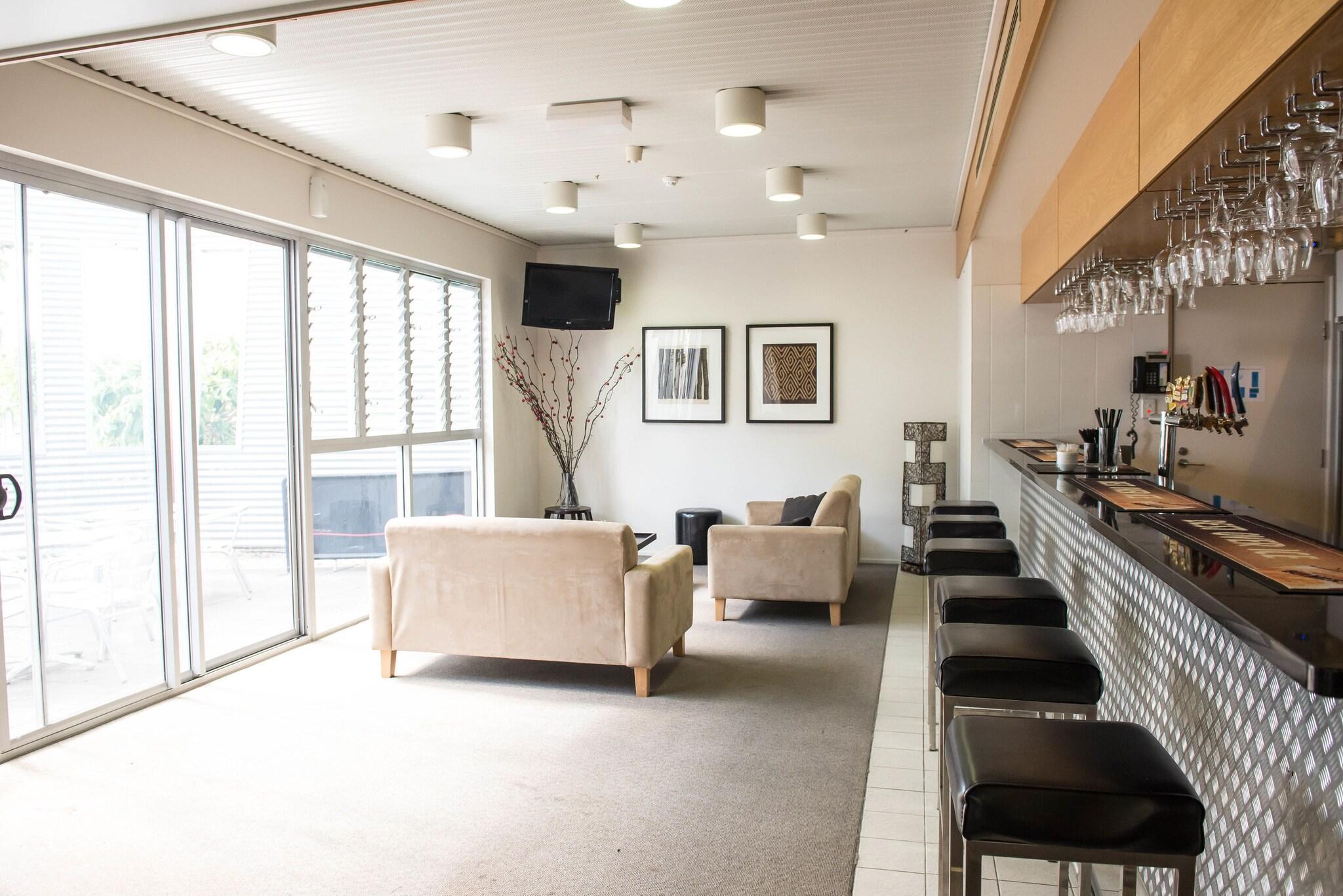 Bar/Salón Capella Coach Inn