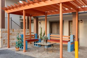 Alojamiento - Super 8 by Wyndham Downtown / Alamo