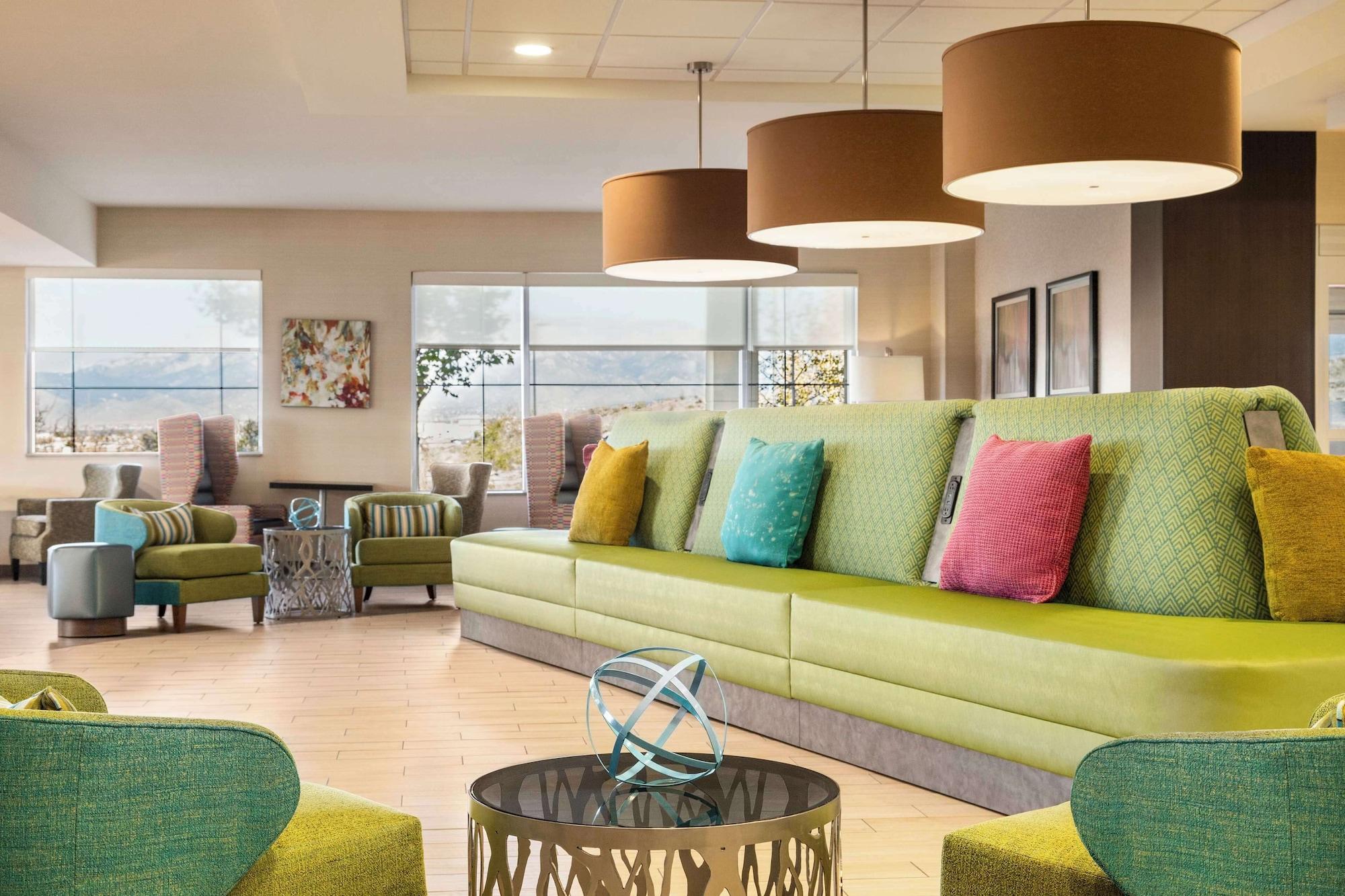 Vista Lobby Home2 Suites by Hilton Albuquerque/Downtown-University