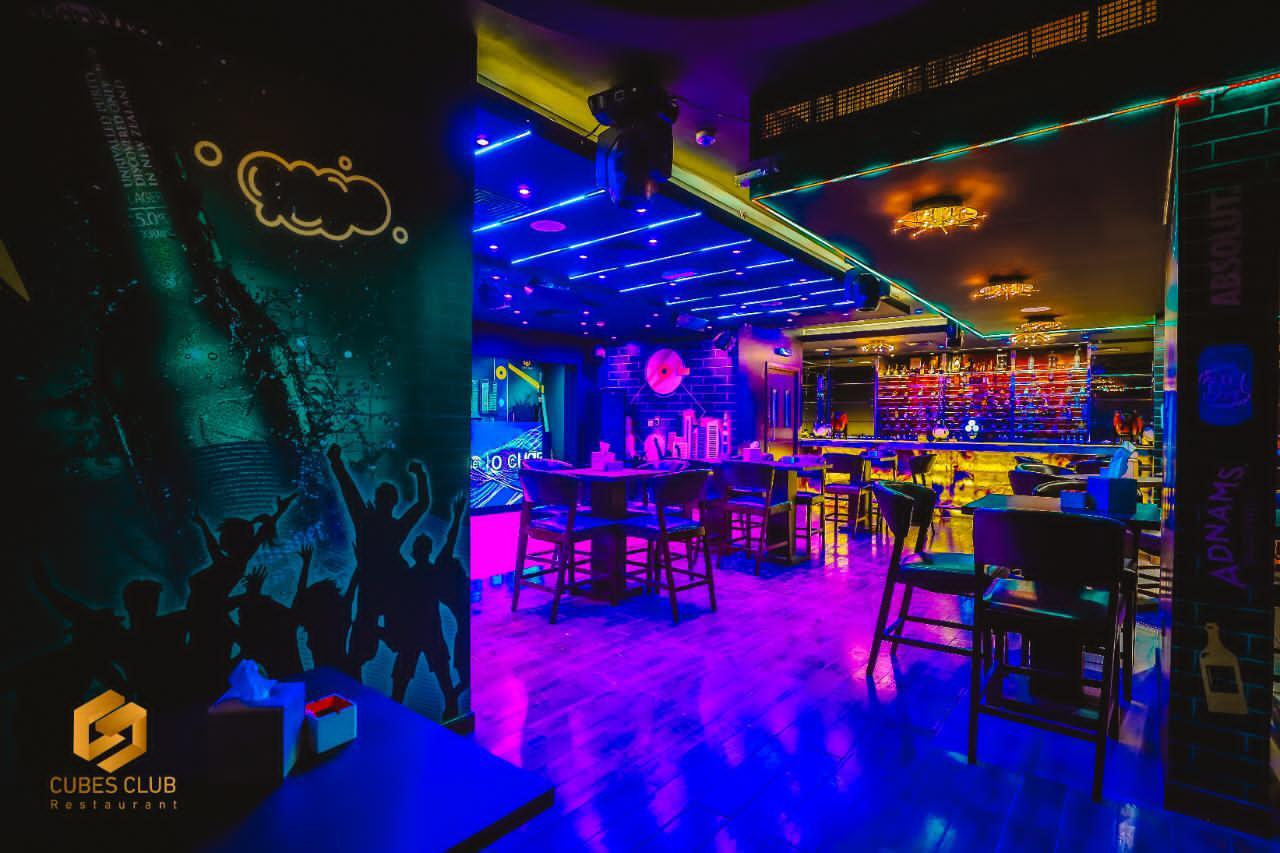 Bar/Salón Villaggio Hotel Abu Dhabi