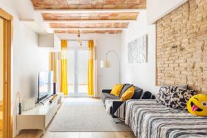 Alquiler Vacacional - Apartamento Nuevo Espacioso Cómodo a 7 Minutos Caminando del Camp Nou