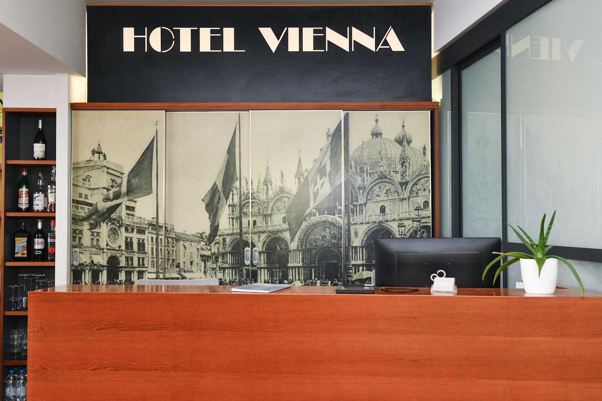 Vista Lobby Hotel Vienna