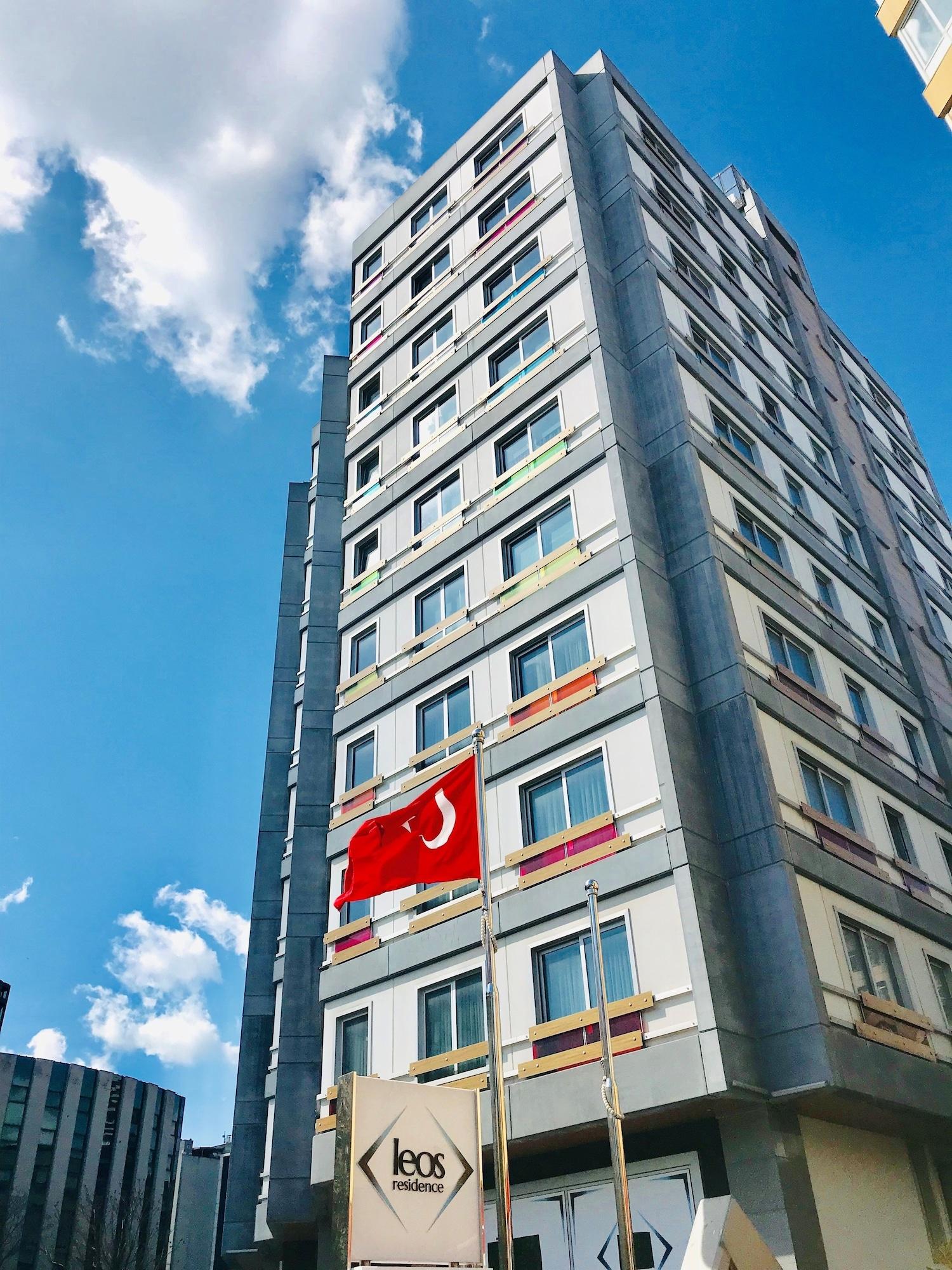 Vista Exterior The Leos Residence