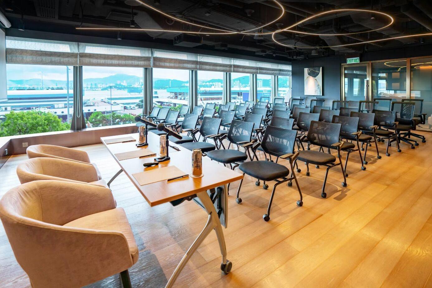 Sala de Reuniones Oasis Aurum 181 Hotel