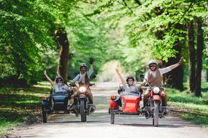 Actividad - Paseo de 1 hora con visita a bodega Médoc