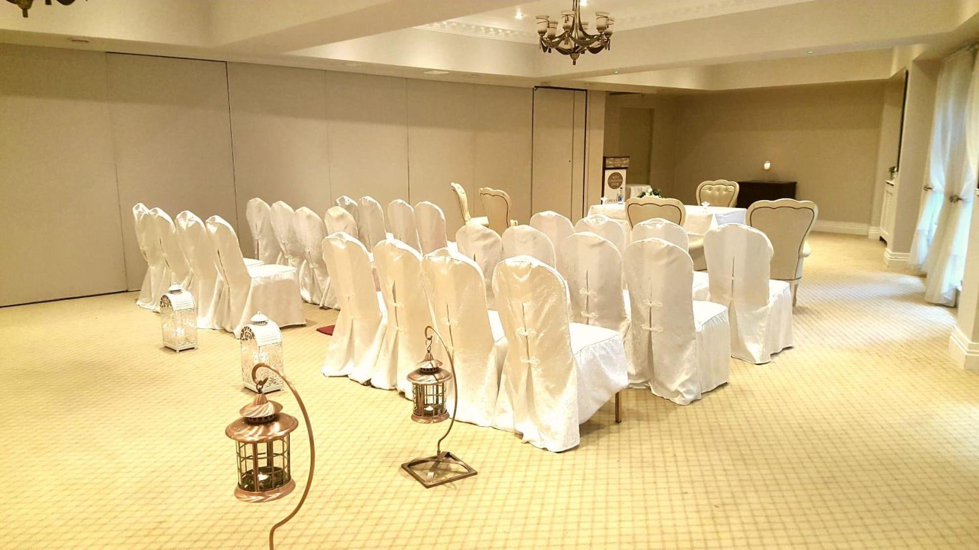 Sala de Reuniones TF Royal Hotel