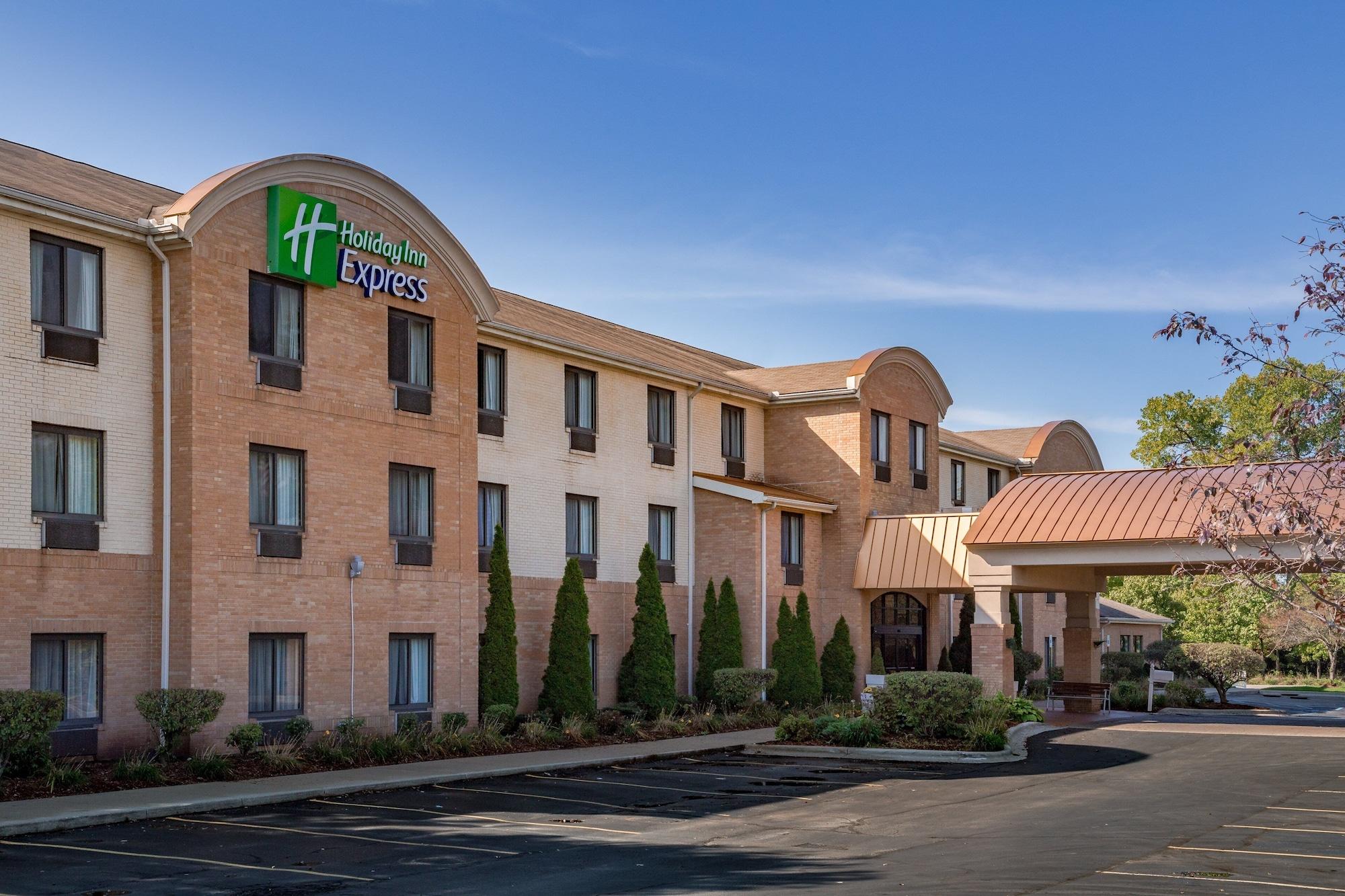 Vista Exterior Holiday Inn Express Hotel & Suites Canton by IHG